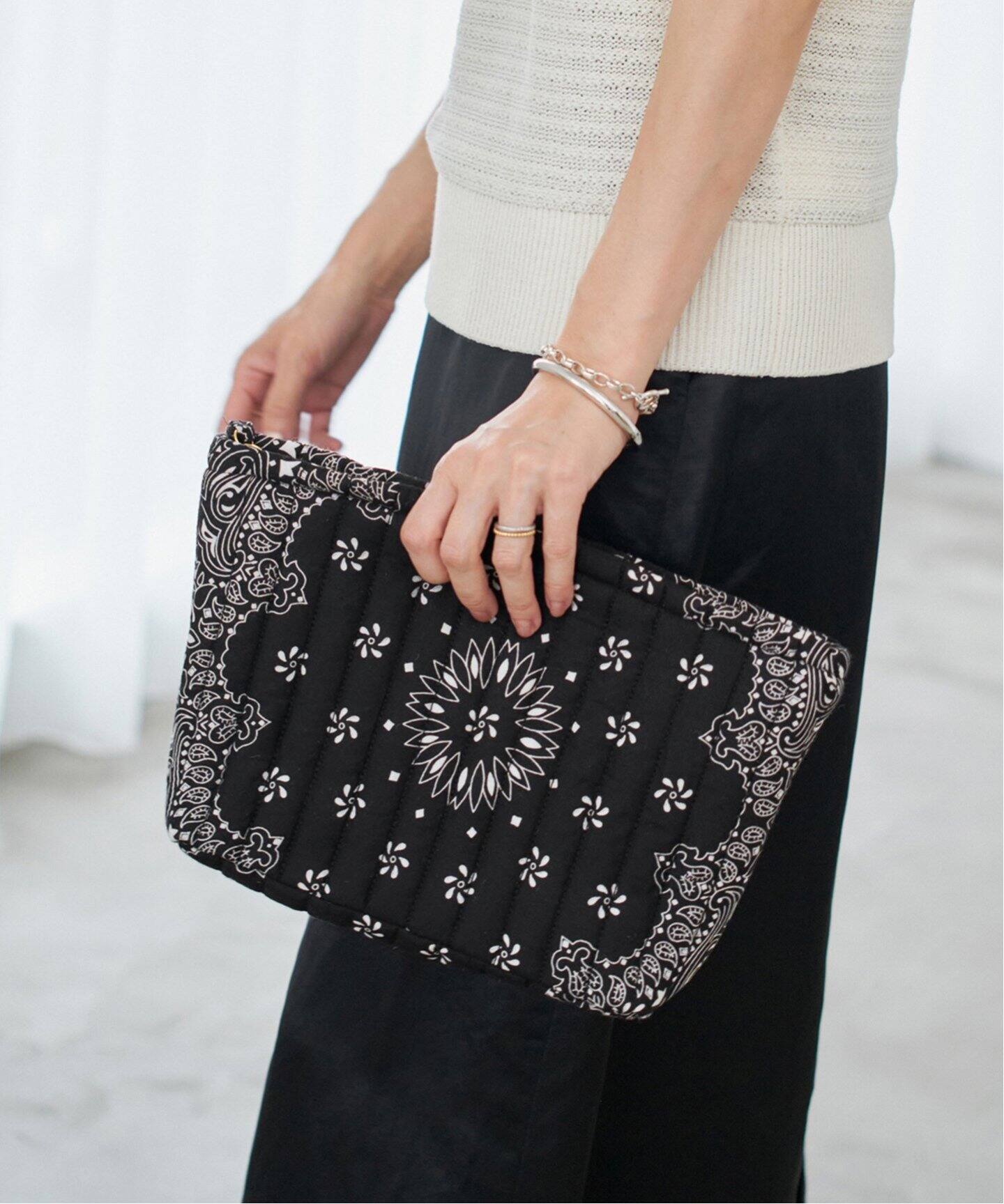 MALUS/マリュス BANDANA QUILTING POUCH ポーチ（ポーチ）｜IENA