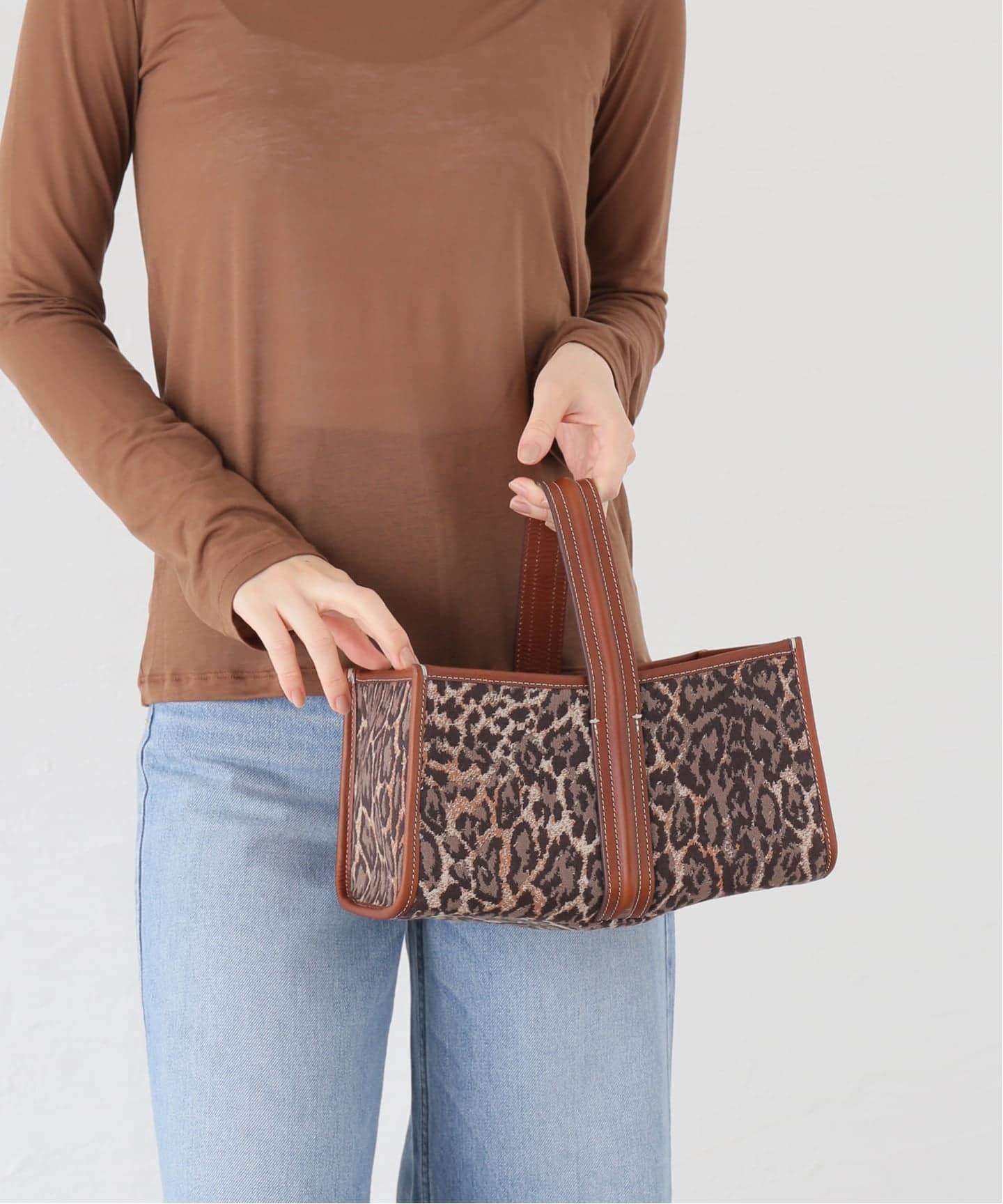 A VACATION SEE SAW BROWN LEO IENA イエナ A VACATION/ア ヴァケーション SEE SAW BAG LEO バッグ A104-SEE SAW
