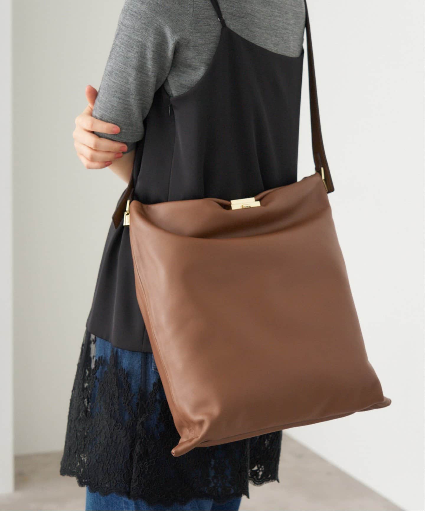 【PUNTI./プンティ】 ☆GRAFT TOTE バック　「新品未使用」 PUNTI（プンティ）＞'GRAFT-TOTE”トートバッグ（ショルダー
