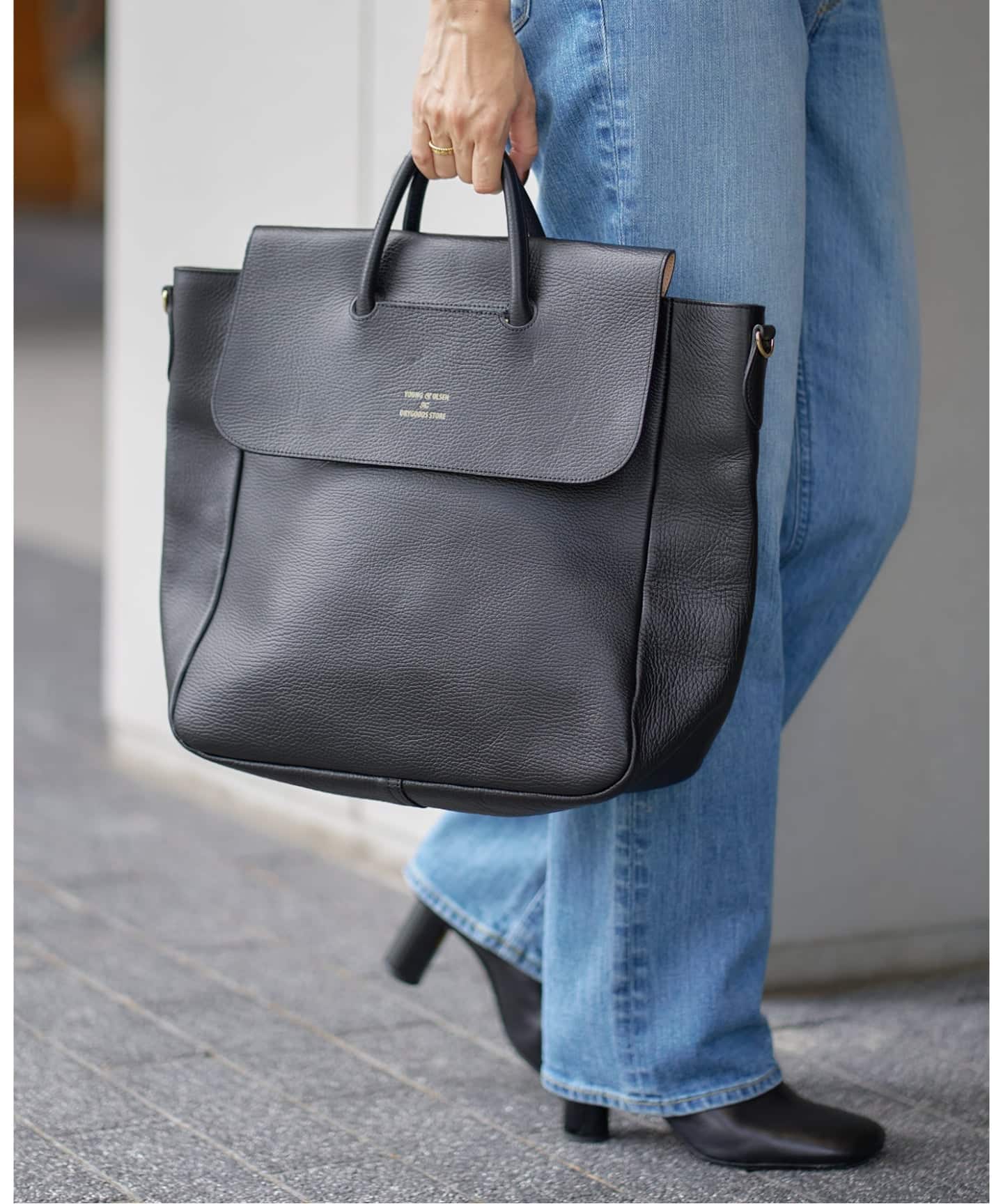 予約》YOUNG&OLSEN/ヤングアンドオルセン EMBOSSED LEATHER TOTE