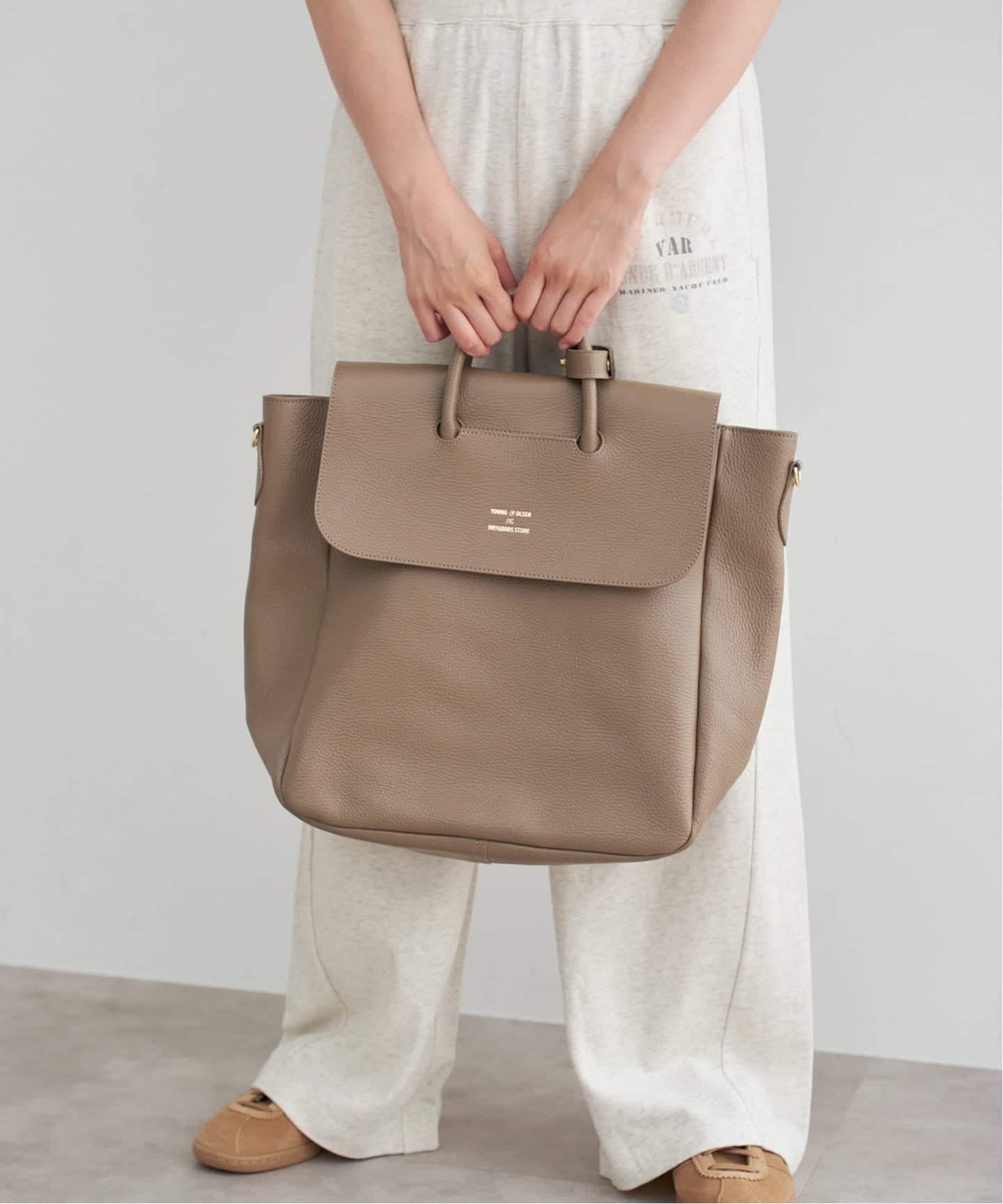 IENA ヤング&オルセン　トートバッグM 予約》YOUNG&OLSEN/ヤングアンドオルセン EMBOSSED LEATHER TOTE