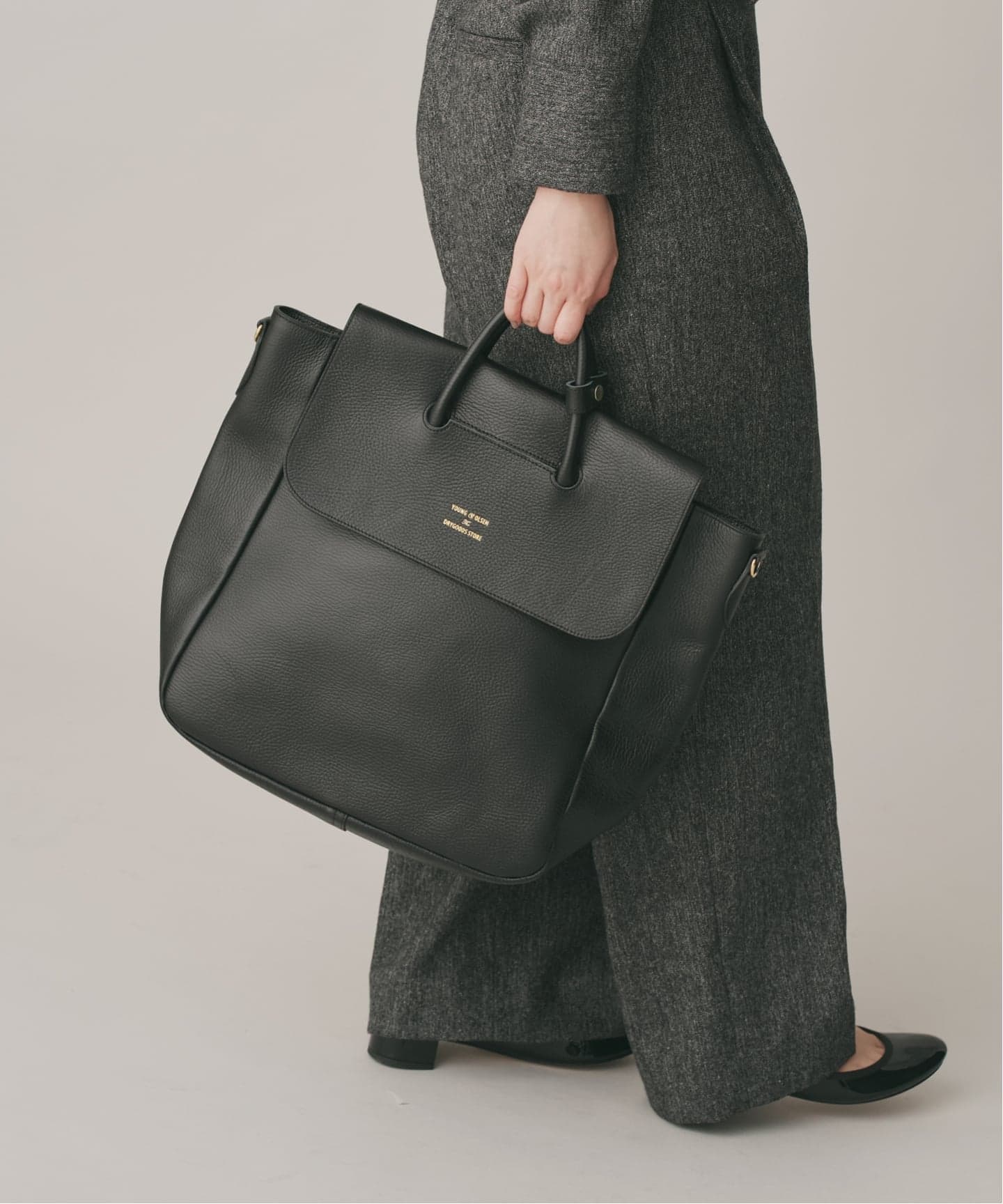 YOUNG&OLSEN/ヤングアンドオルセン EMBOSSED LEATHER TOTE M