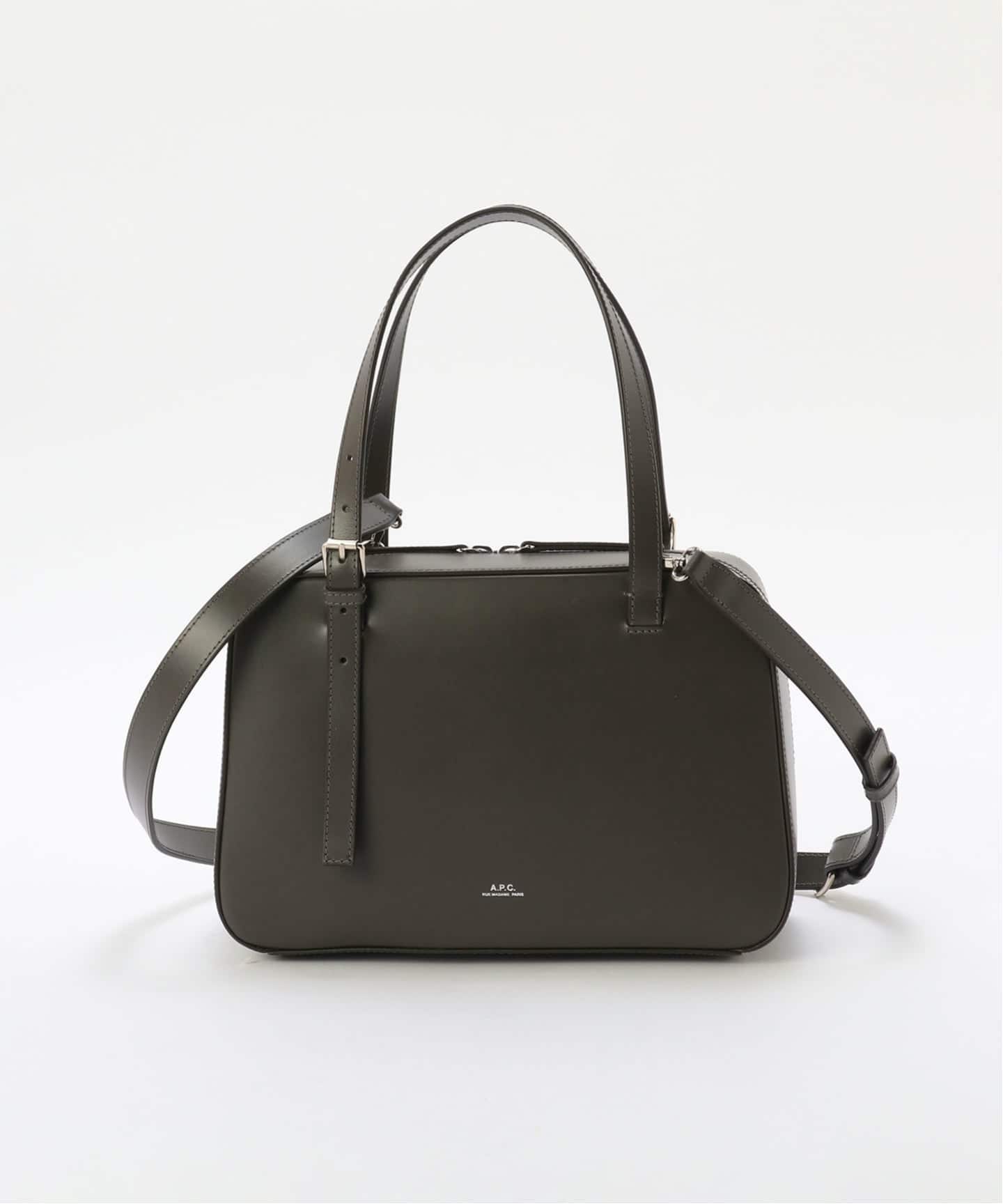 a.p.c アーペーセー ケース　新品未使用　IENA A.P.C./アーペーセー SAC VIRGINIE BOX-CUIR LISSE ET FIN バッグ