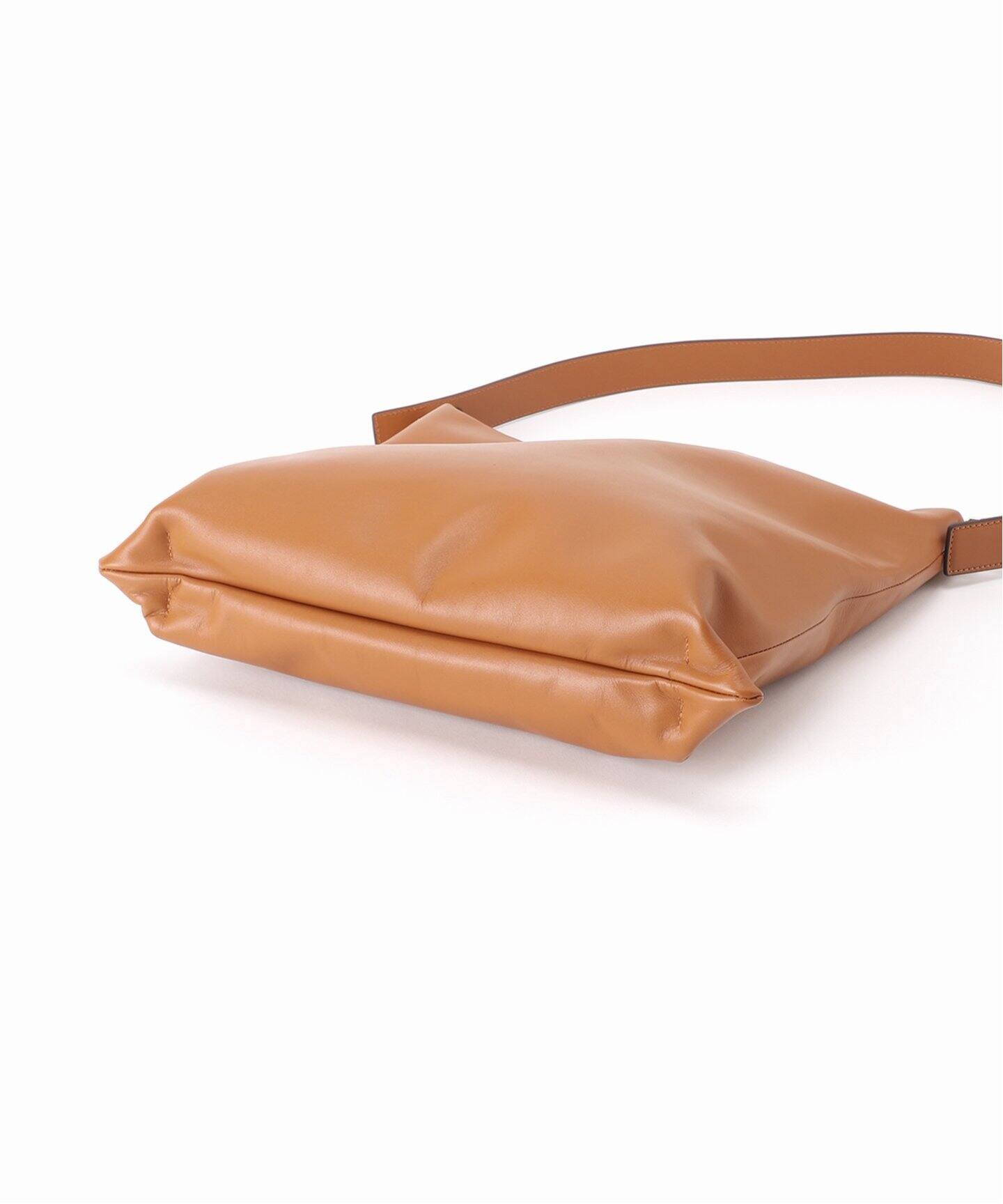 PUNTI.(プンティ)GRAFT L TOTE トートバッグ ブラッ PUNTI./プンティ GRAFT-TOTE L（トートバッグ）｜NOBLE