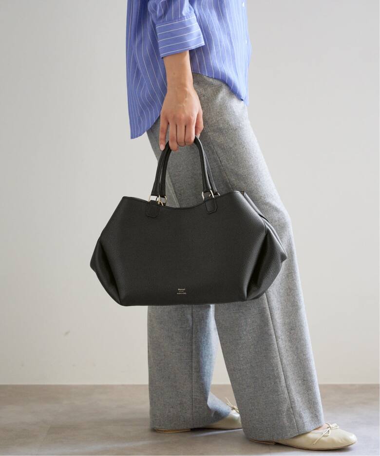 Manuel MILANO/マニュエルミラノ フォルムレザーMIDI BAG バッグ 6367 