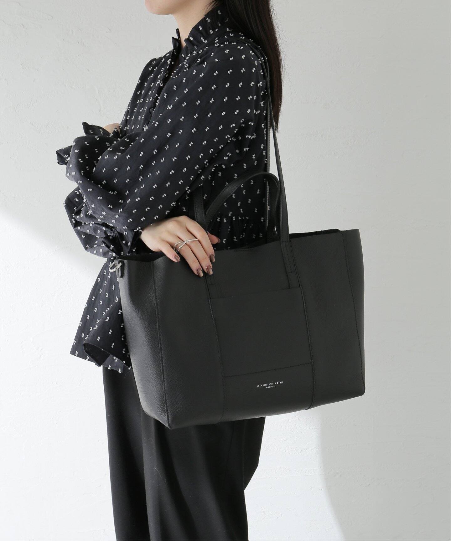 GIANNI CHIARINI/ジャン二 キアリー二 SUPERLIGHT M トートバッグ 