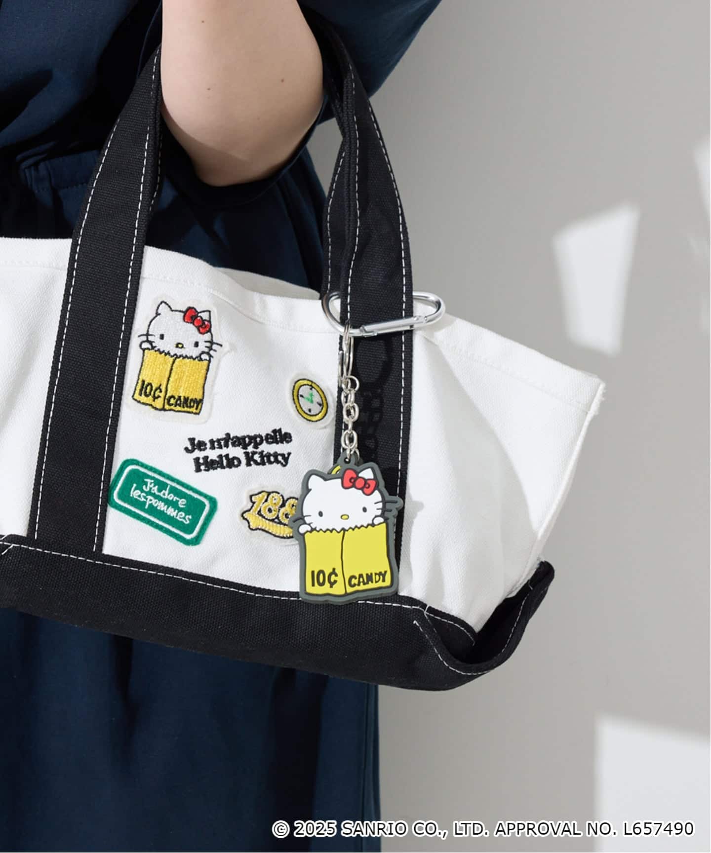 一部店舗・WEB限定》Hello Kitty ワッペンランチトートバック（その他