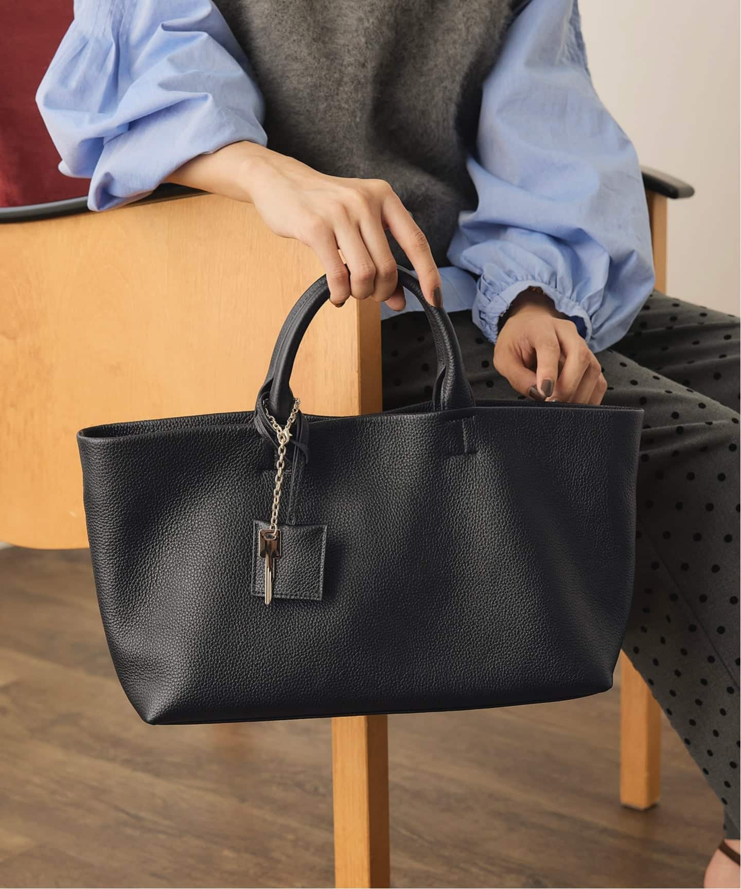 【SLOBE IENA】ビジネスバッグ トートバッグ　黒 楽天市場】【中古】SLOBE IENA SLOBE BIG トートバッグ トート