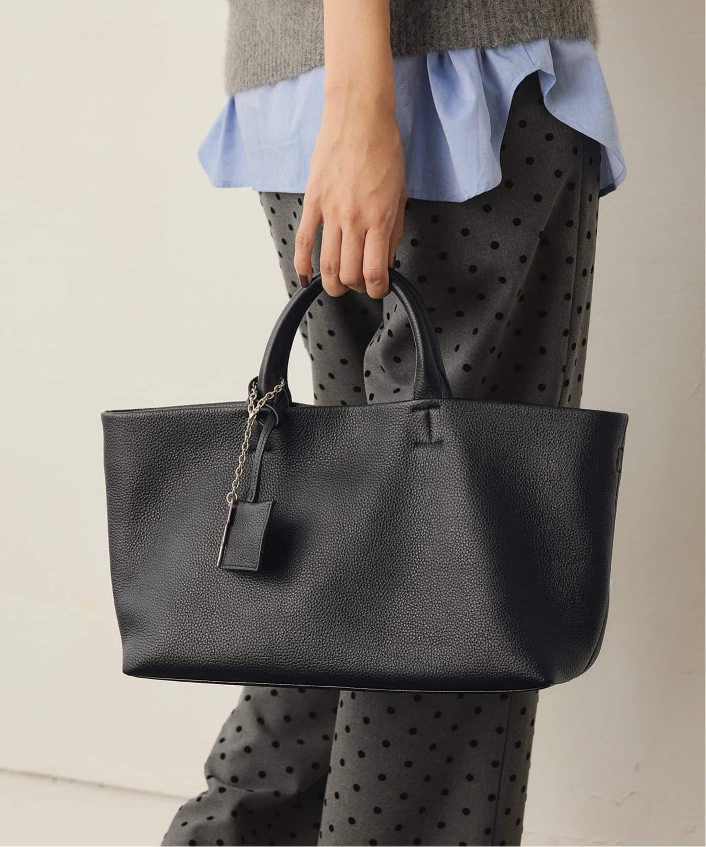 【SLOBE IENA】ビジネスバッグ トートバッグ　黒 SLOBE IENA（スローブイエナ）の「《追加》SLOBE BIG トート