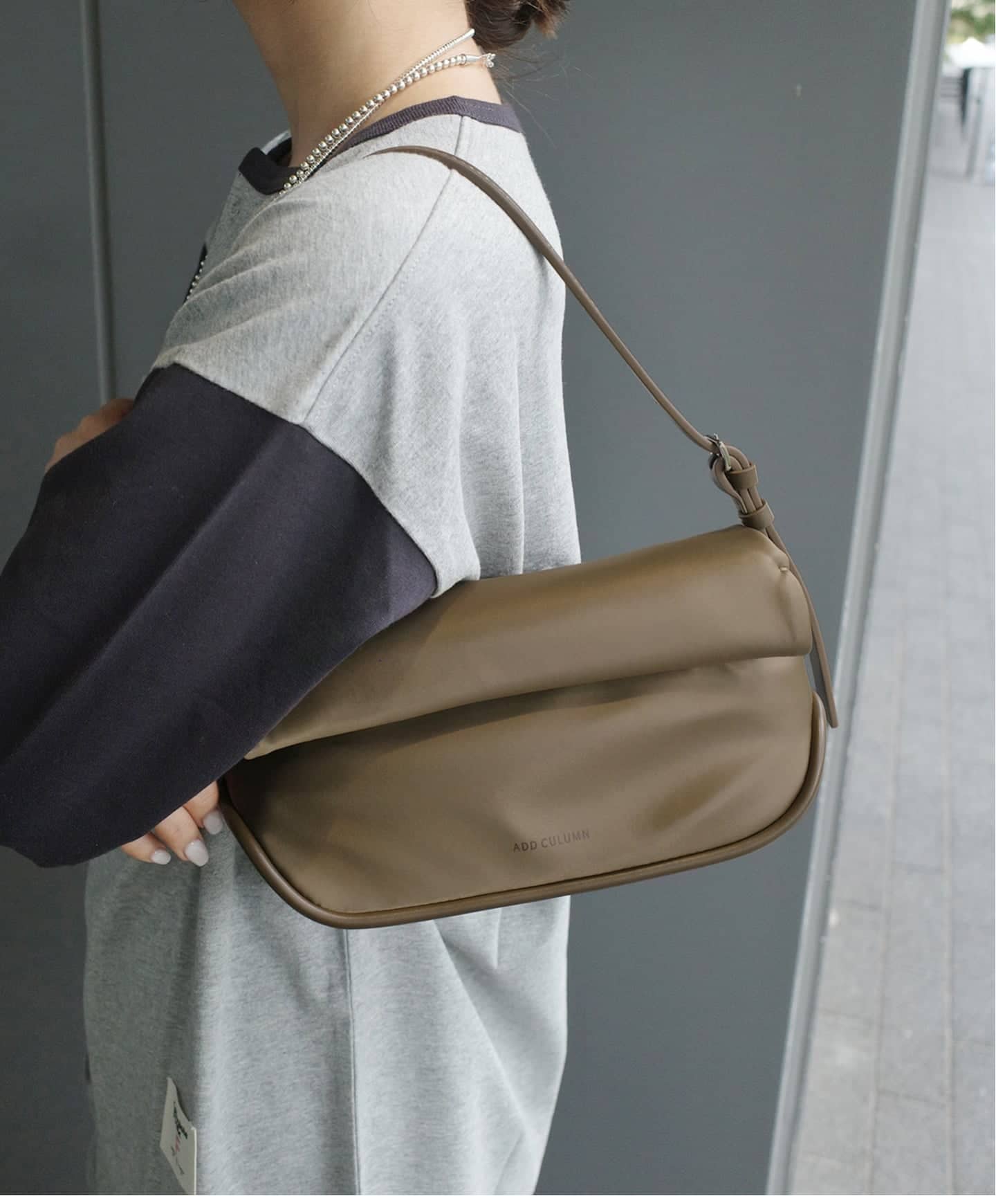 ADD CULUMN/アドカラム ROLLA S FABRIC ショルダーバッグ A25W02B420