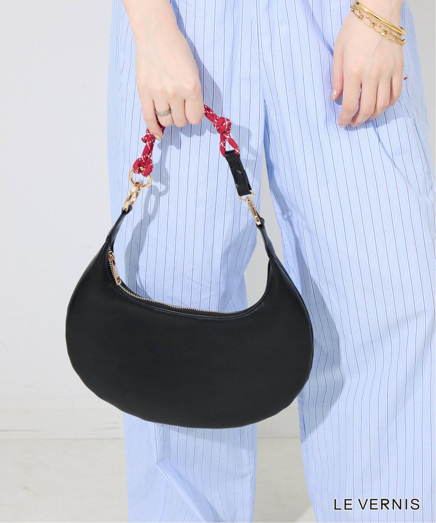 LE VERNIS/ル ベルニ Paracord moon bag S 244-210510