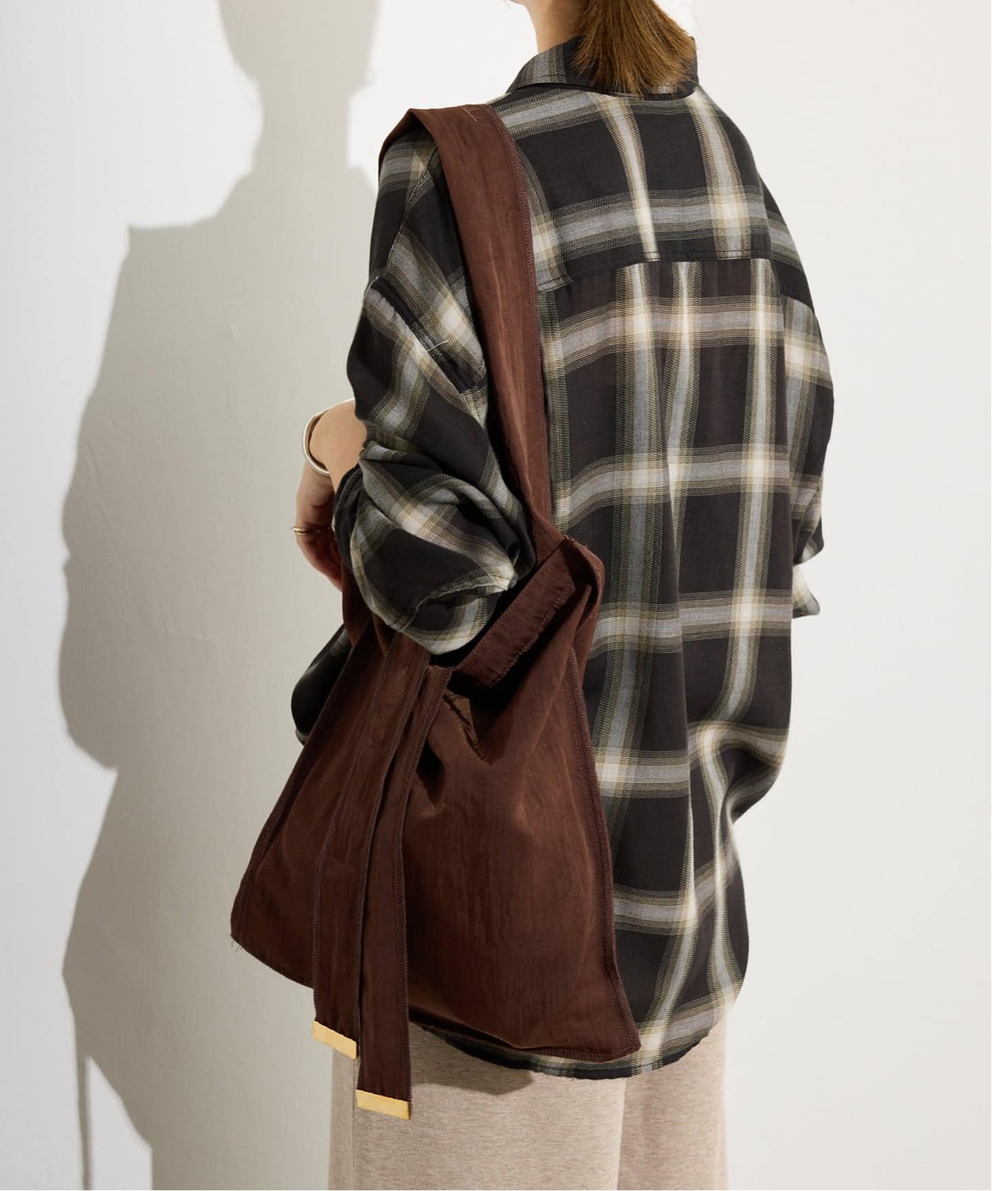 スローブイエナ　ITTI トートバッグ　ブラウン ITTI × SLOBE IENA / EXCLUSIVE ITEM (イッチ × スローブイエナ