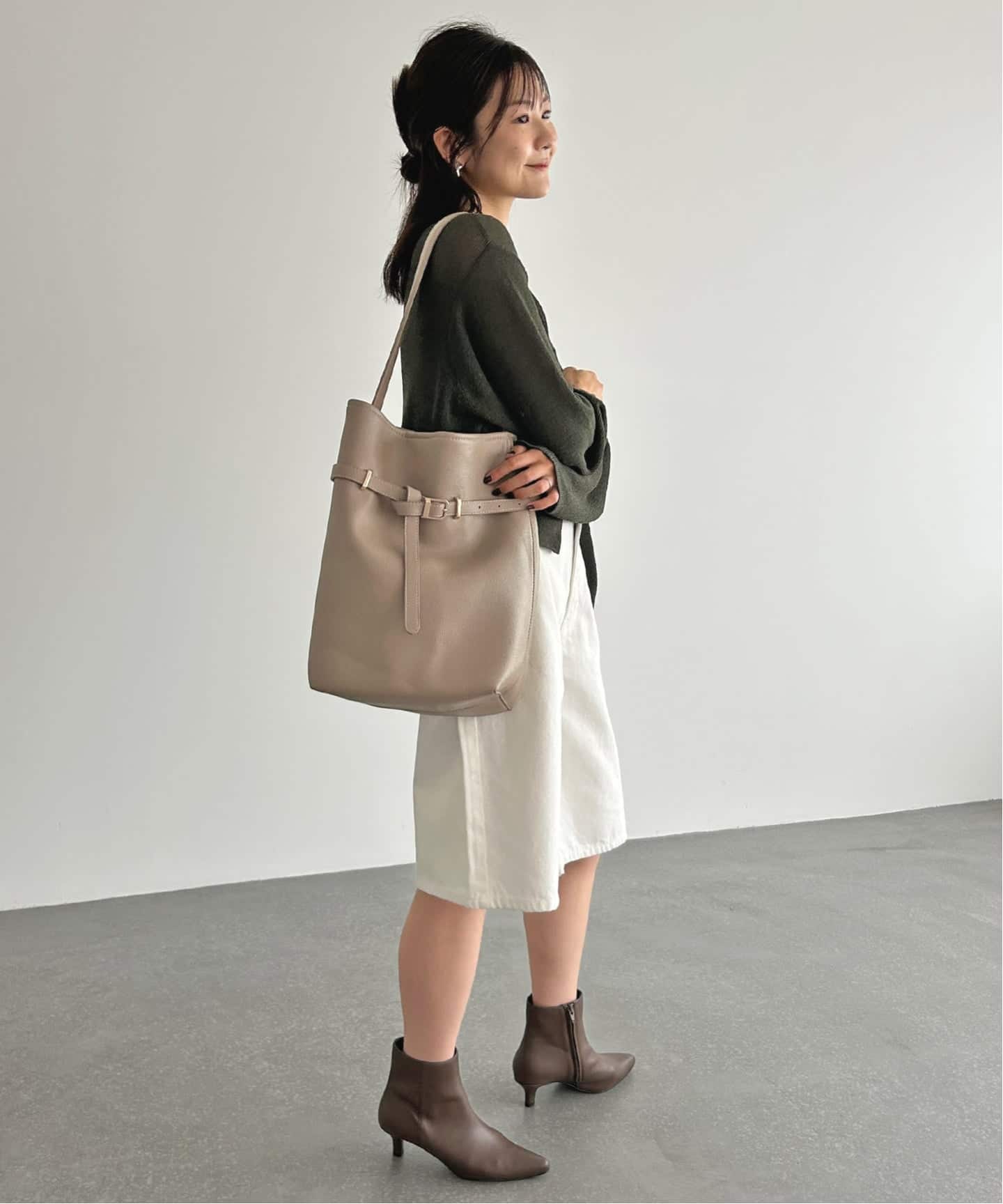 SLOBE BELT TOTE BAG 通勤バッグ　A4slobe iena SLOBE BELT TOTE BAG 通勤バッグ A4slobe iena