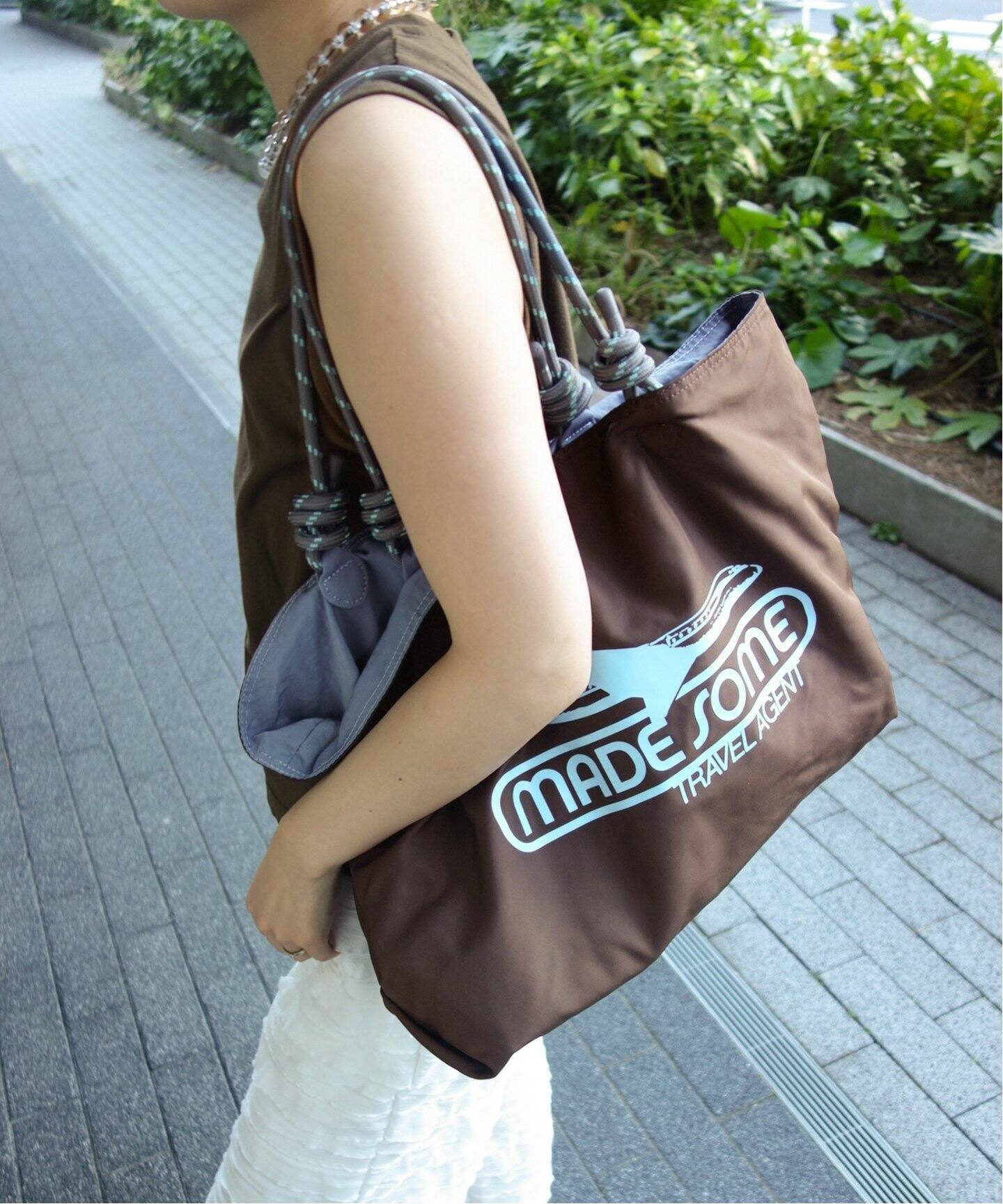 made some sports wear for SLOBE IENA ナイロン LOGO BAG（トート 