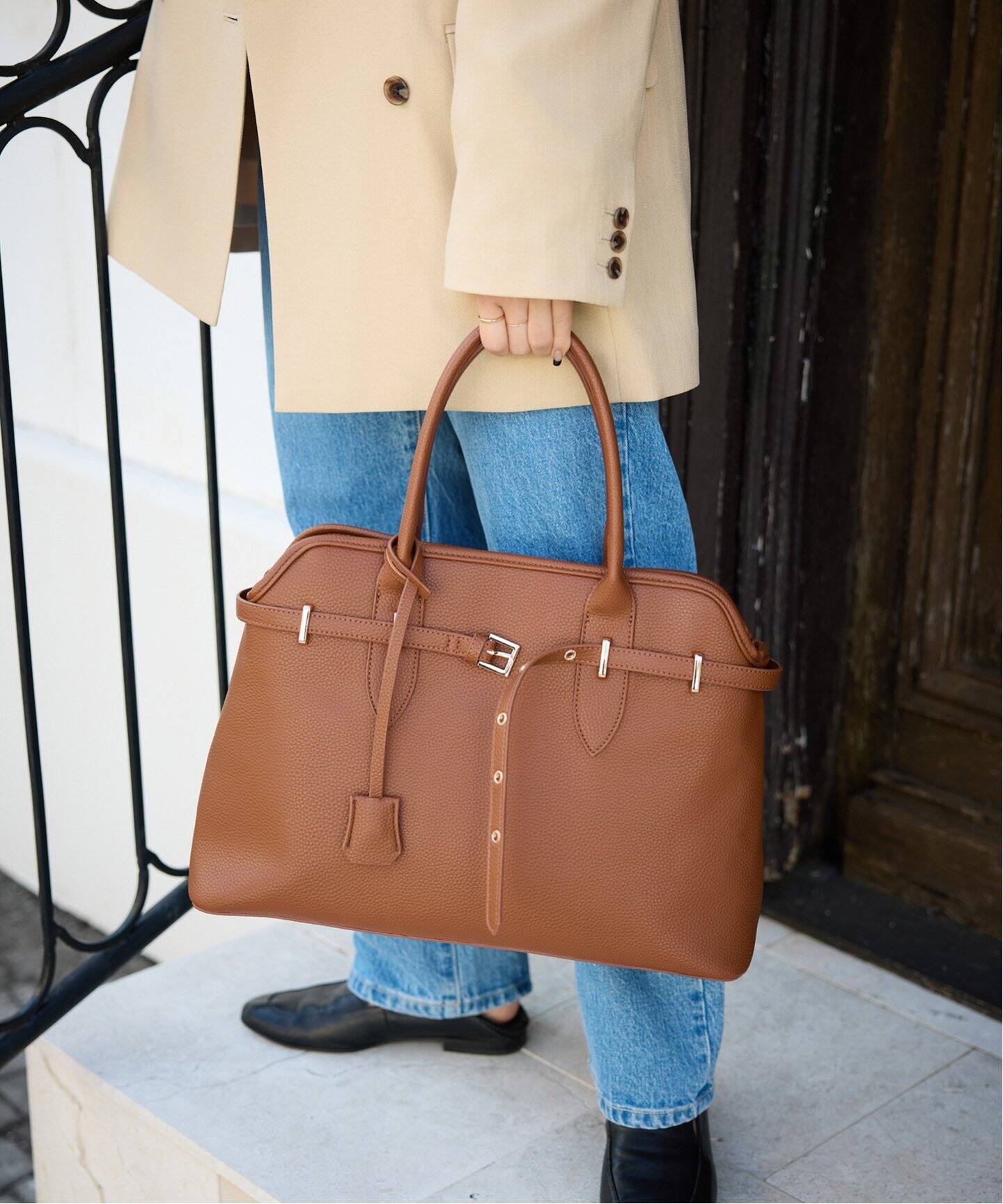 SLOBE BELT TOTE BAG 通勤バッグ　A4slobe iena SLOBE BELT TOTE BAG 通勤バッグ A4slobe iena - メルカリ