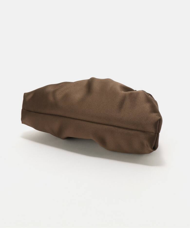 A Bronze Age/ブロンズエイジ サテンバッグ HALOBAG（ハンドバッグ 