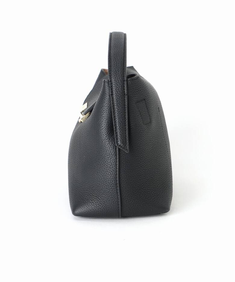 一部店舗・WEB限定追加》PUNTI/プンティ MAGNOLIA-HAND バッグ 