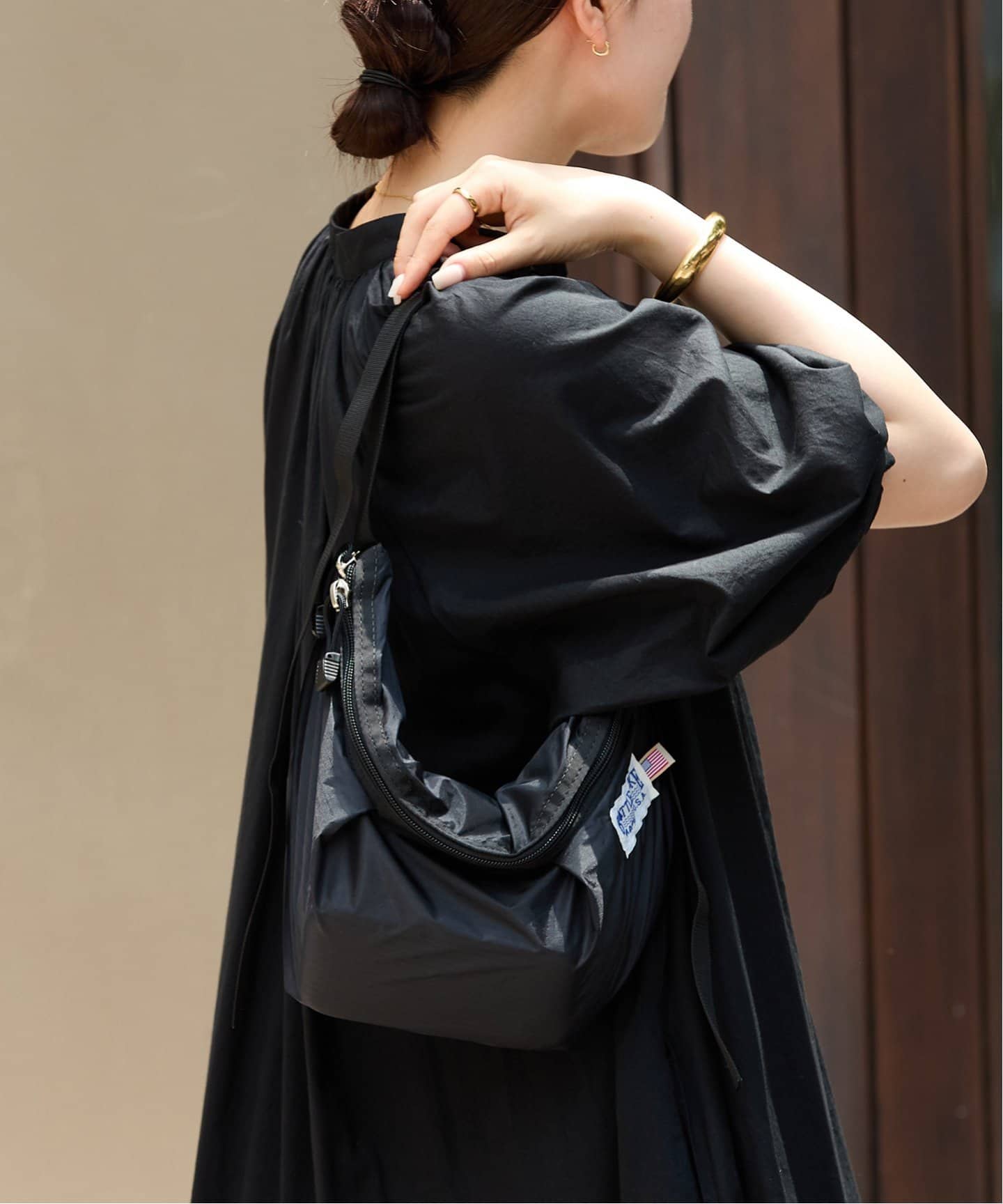 BATTLE LAKE / バトルレイク BANANA ショルダーバッグ（ショルダー