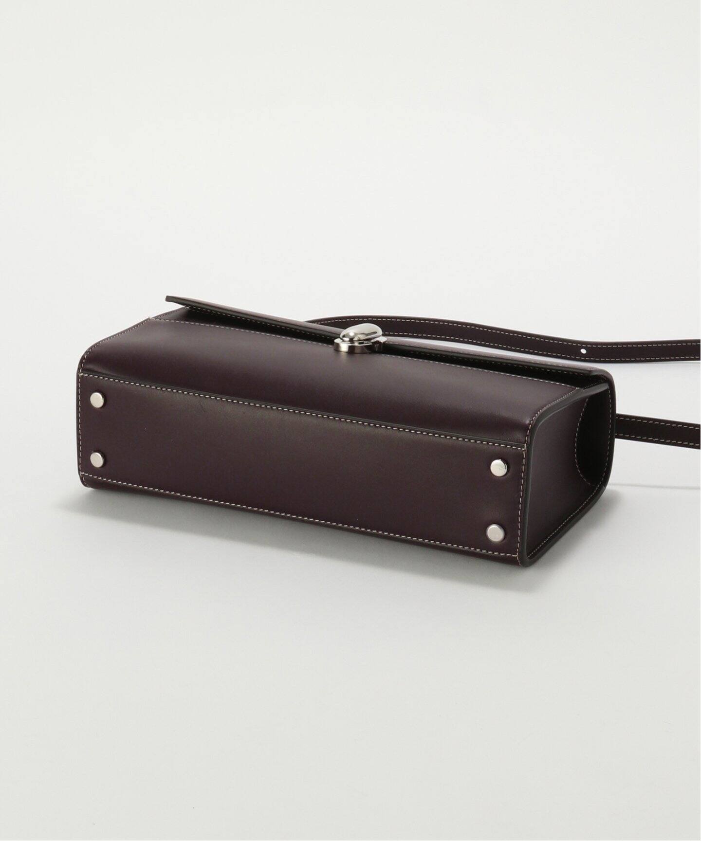 SAVETTE サヴェット THE SYMMETRY26(ショルダーバッグ SAVETTE サヴェット THE SYMMETRY26(ショルダーバッグ