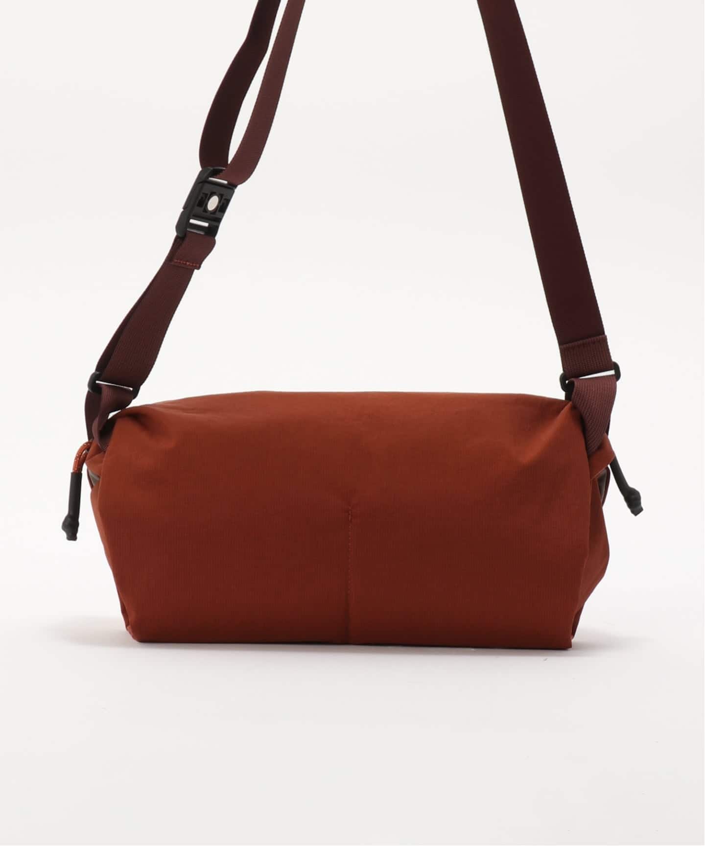 Bellroy ベルロイ Lite Sling BLLA234 Bellroy ベルロイ Lite Sling BLLA234（ショルダーバッグ）｜VERMEIL