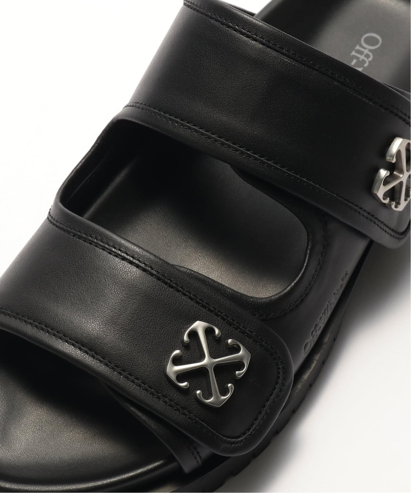 定価5万 希少 OFF-WHITE ロゴ サンダル カモフラ 定価5万 希少 OFF-WHITE ロゴ サンダル カモフラ - メルカリ