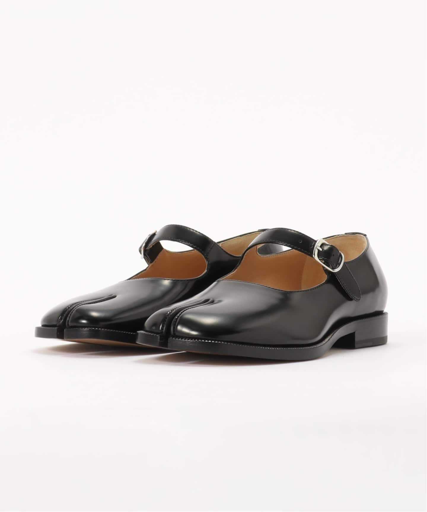 MAISON MARGIELA:S39WL0119PS679-T8013:TABI MARY JANE（レザー
