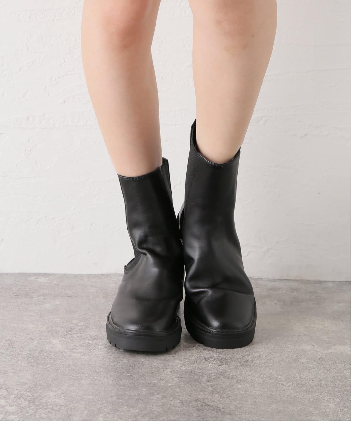 HEIDI SHOES OUTDOOR PRODUCTSチェルシーブーツ（ブーティ・ショート