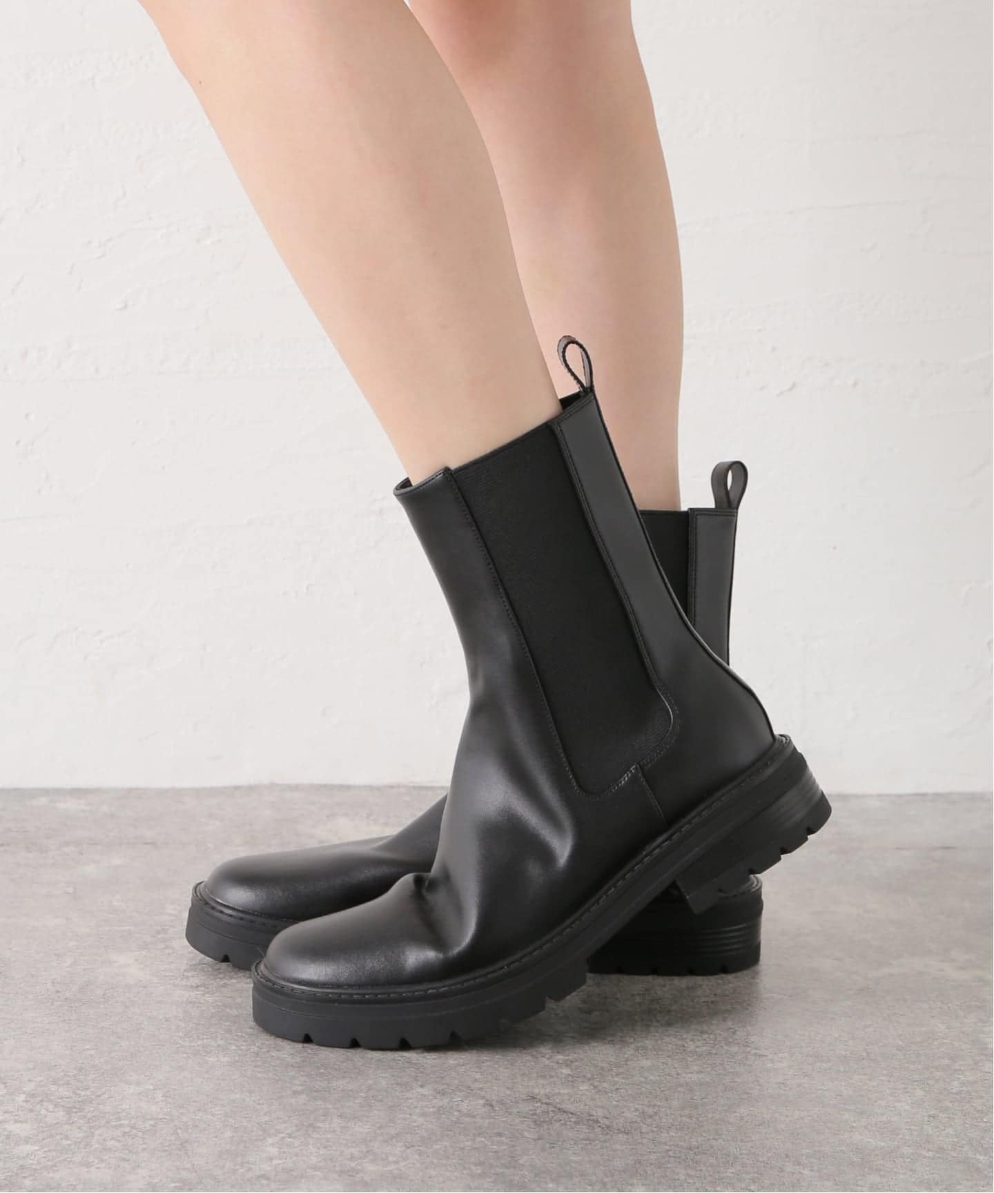 HEIDI SHOES OUTDOOR PRODUCTSチェルシーブーツ（ブーティ・ショート