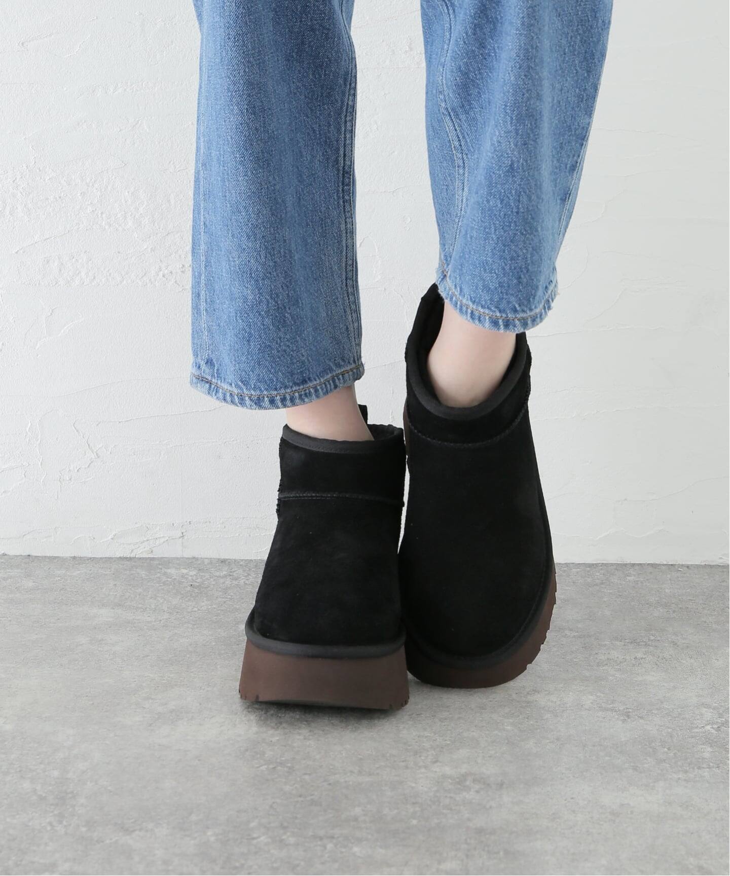 UGG W CLASSIC ULTRA MINI NEW HEIGHTS（ブーティ・ショートブーツ