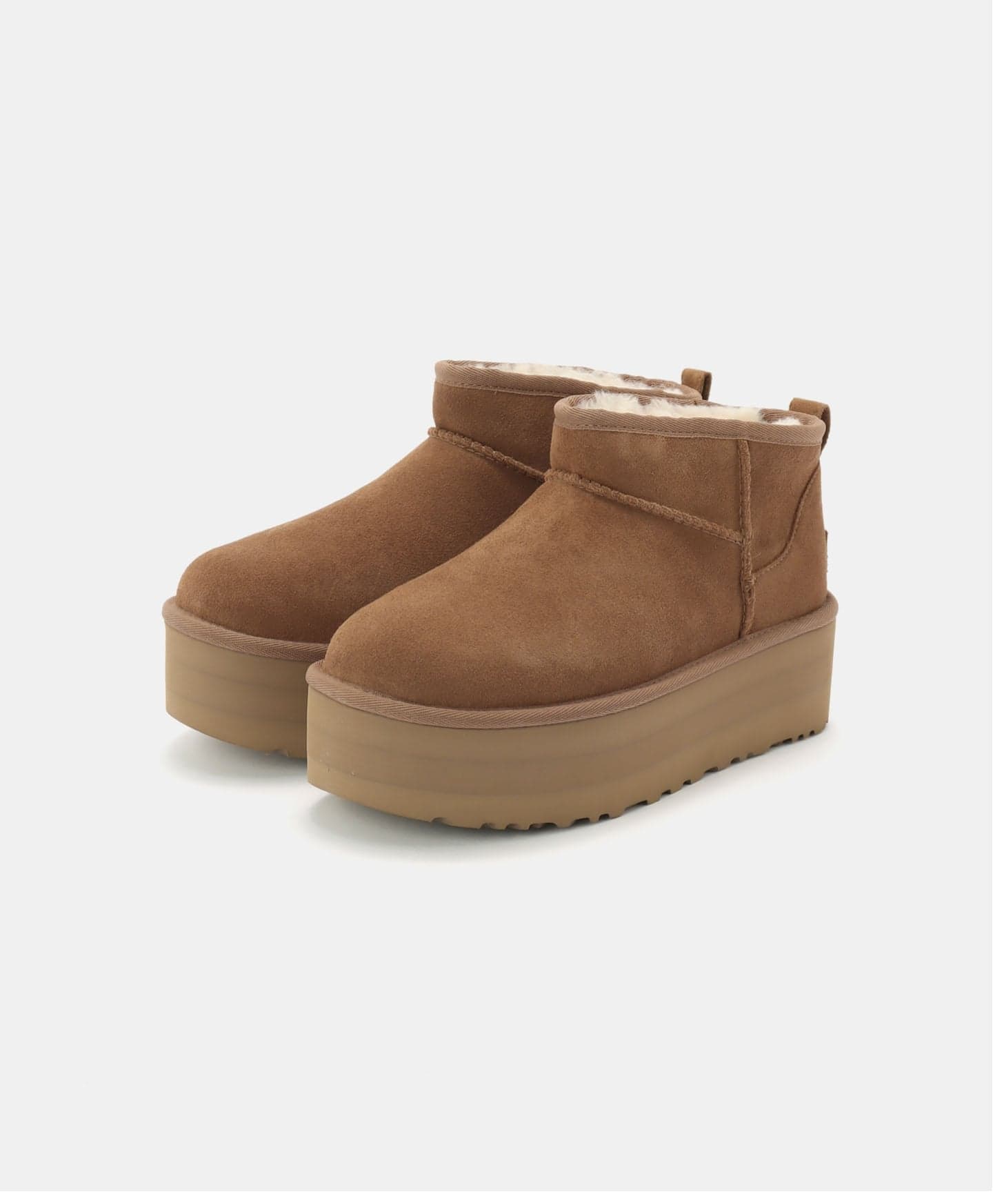 UGG W CLASSIC ULTRA MINI PLATFORM（ブーティ・ショートブーツ