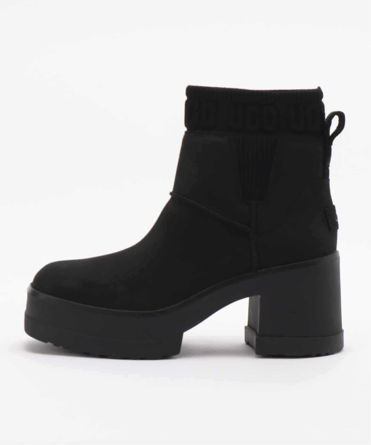 UGG W MOXY CHELSEA（ブーティ・ショートブーツ）｜BOICE FROM