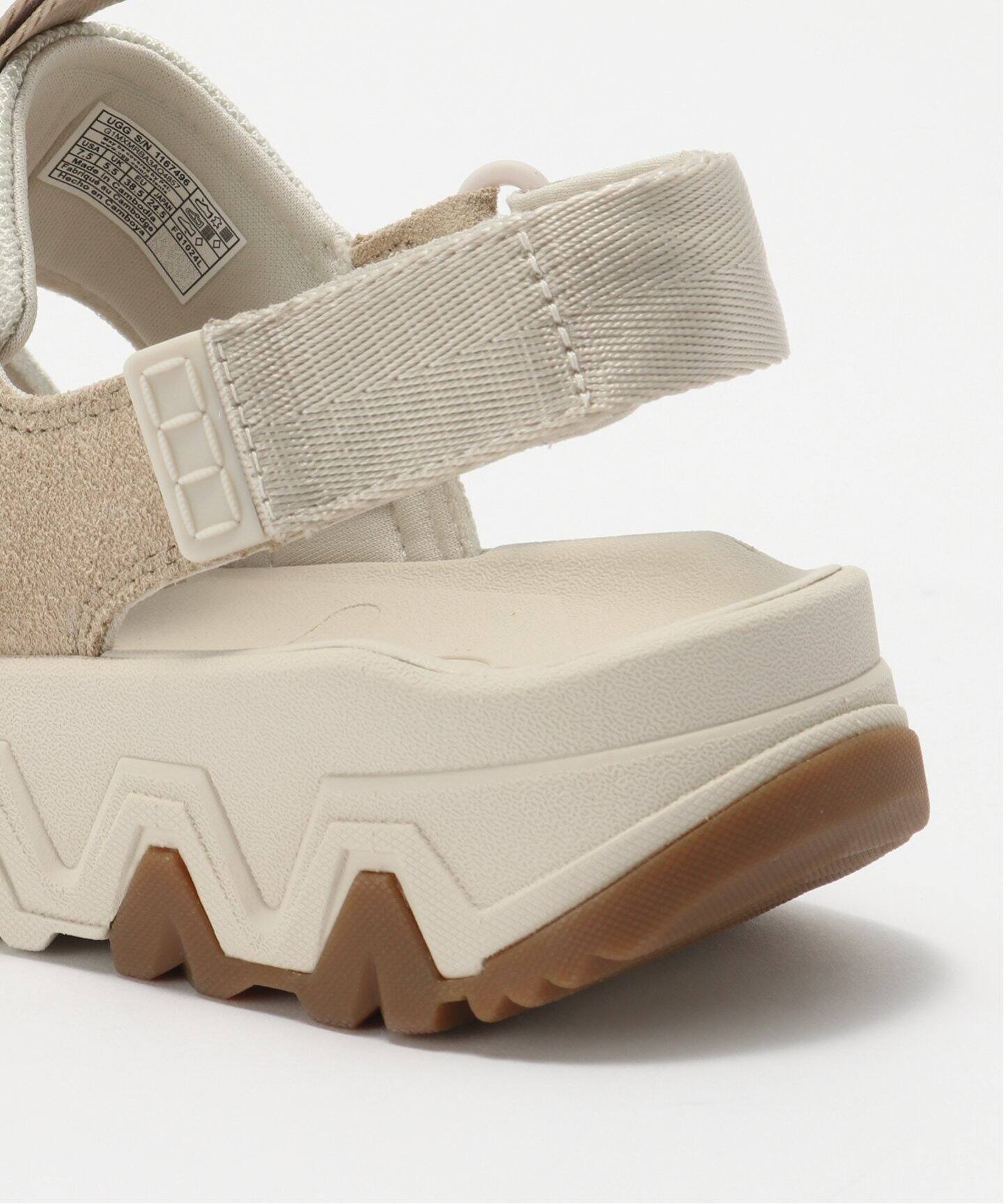 【UGG(アグ)】W CAPTRAIL STRAP SANDAL UGG Captrail Suede Strap Platform Slide Sandals | Dillard's