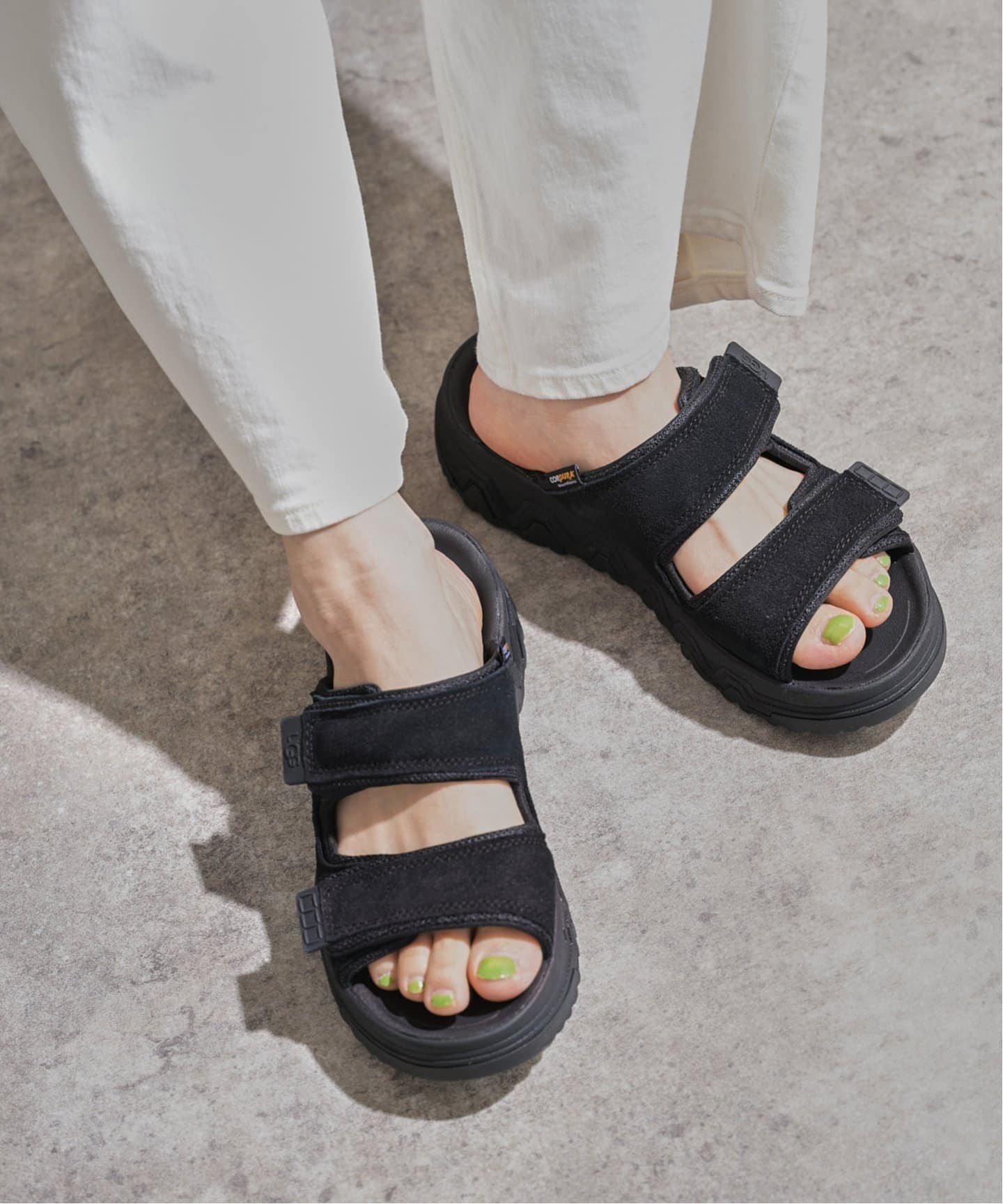 美品 UGG W CAPTRAIL STRAP SLIDE UGG Captrail Suede Strap Platform Slide Sandals | Dillard's
