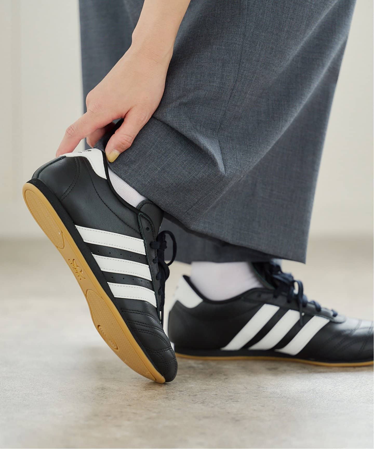 中国 三つ足丸盤　f2250909 中国 三つ足丸盤 f2250909 中国 三つ足丸盤 f2250909