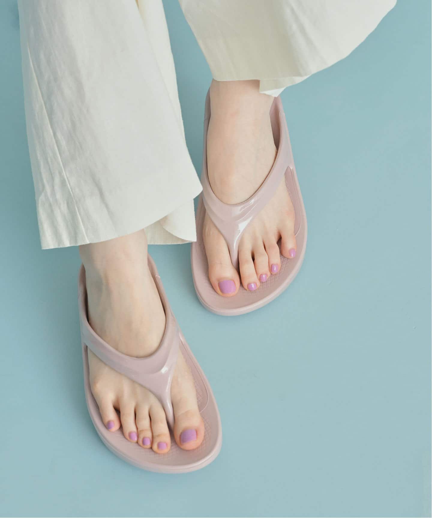 OOFOS Oolala（サンダル）｜BOICE FROM BAYCREW'S（ボイスフロム