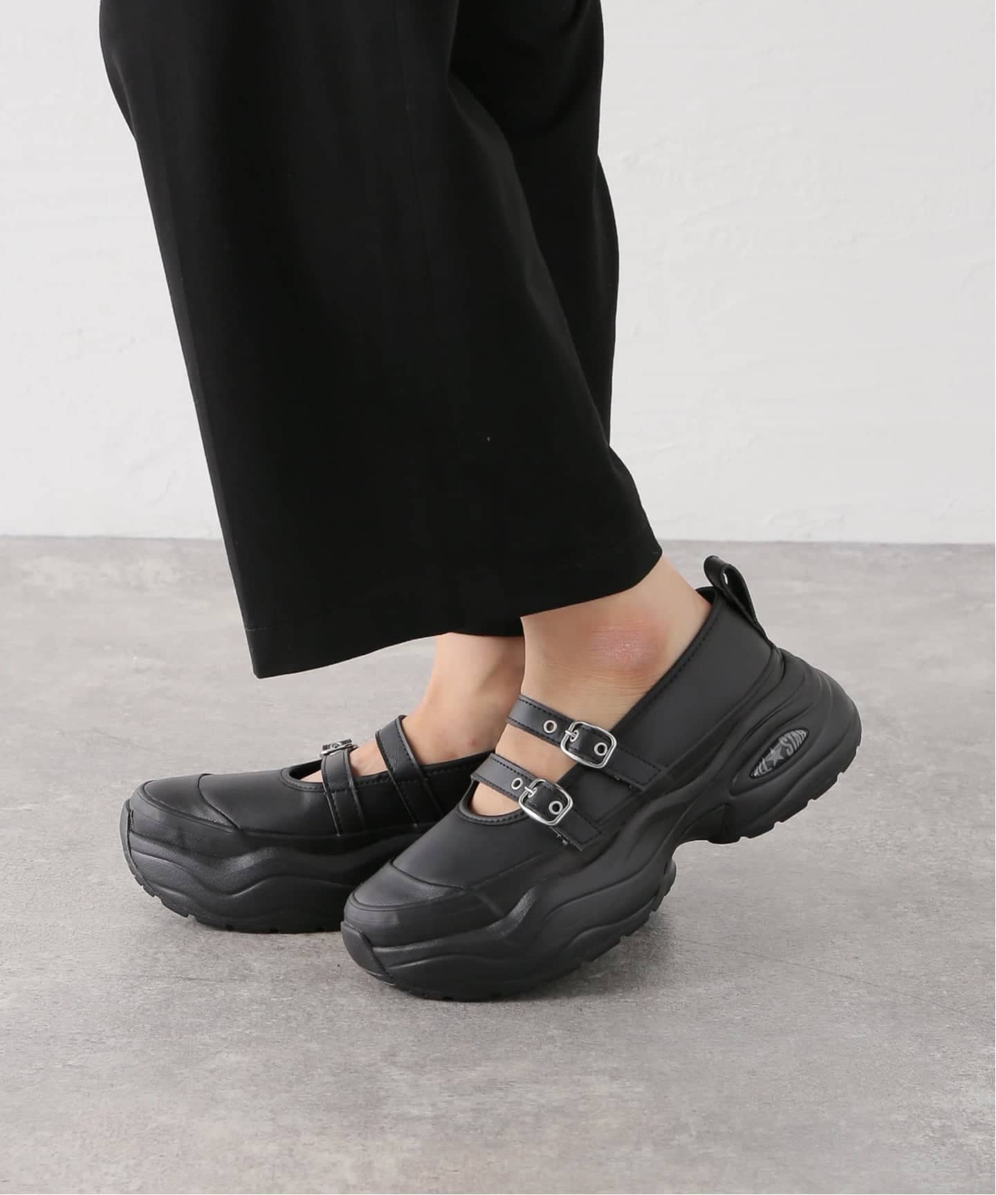 CONVERSE ALL STAR SURGETRAINER MJ ST OX（スニーカー）｜BOICE FROM