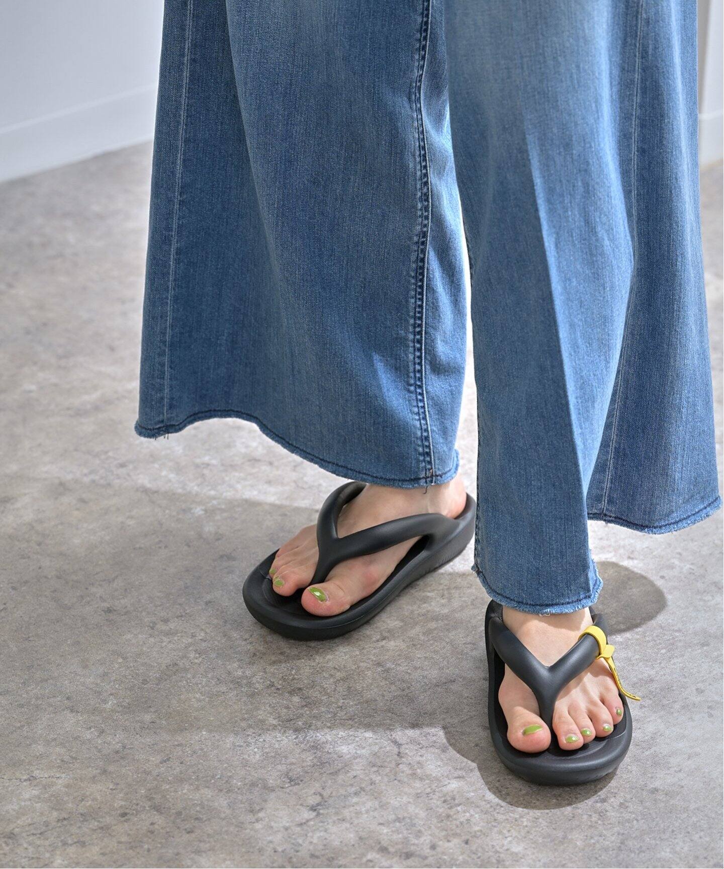 TAW＆TOE ZEROVITY Flip Flop OG（サンダル）｜BOICE FROM