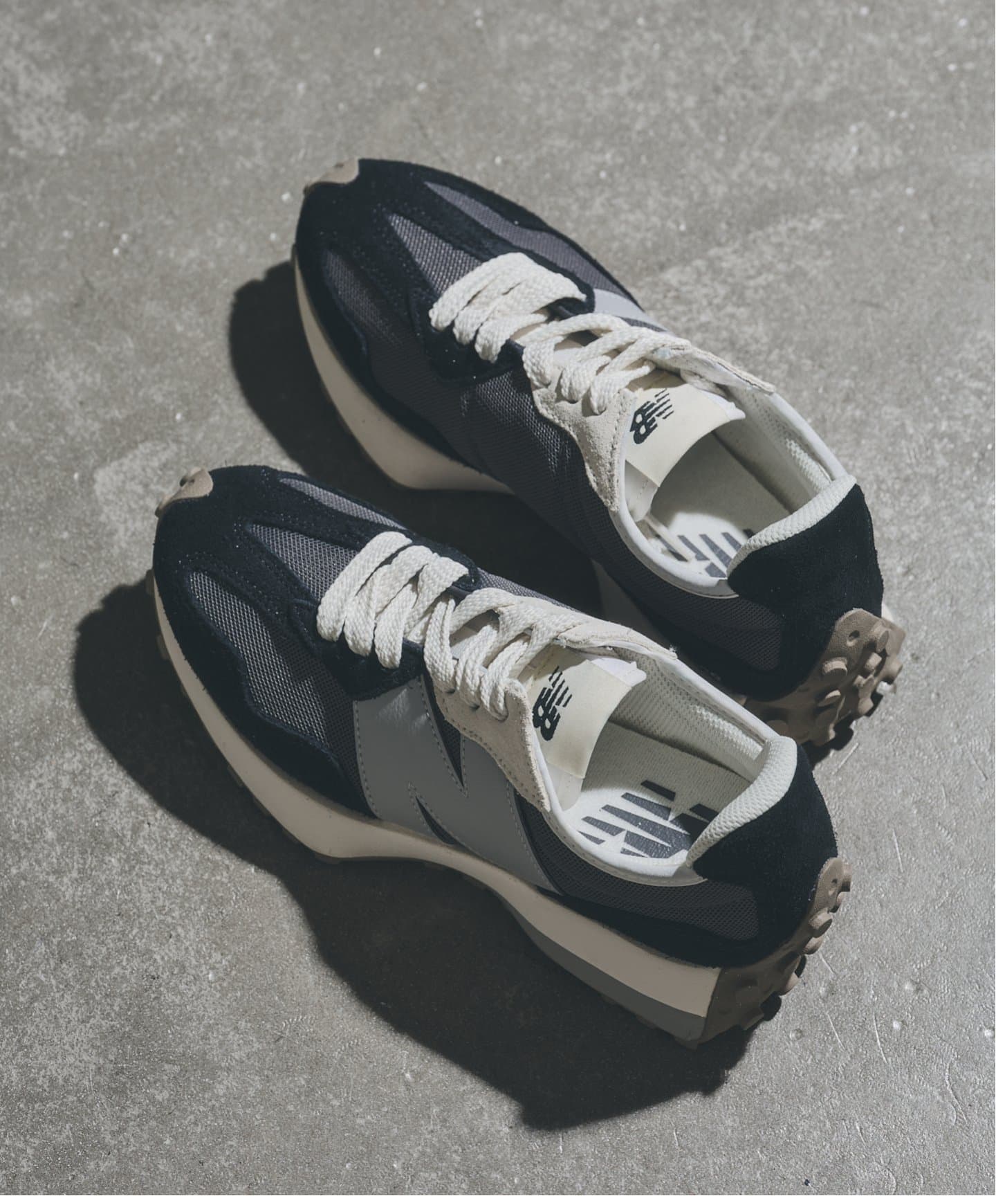 NEW BALANCE 327（スニーカー）｜BOICE FROM BAYCREW'S（ボイスフロム