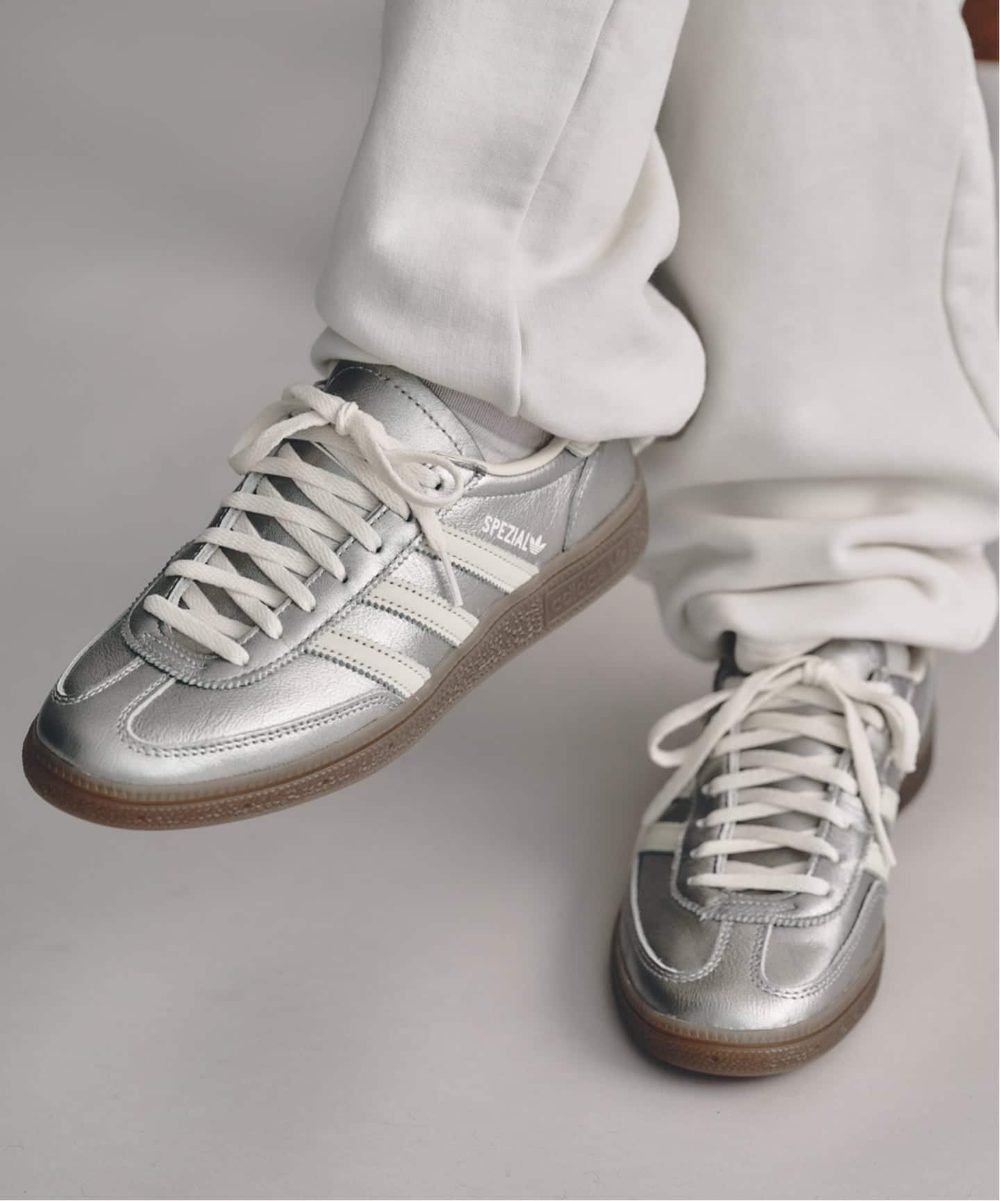 ADIDAS HANDBALL SPEZIAL W JS2630（スニーカー）｜BOICE FROM