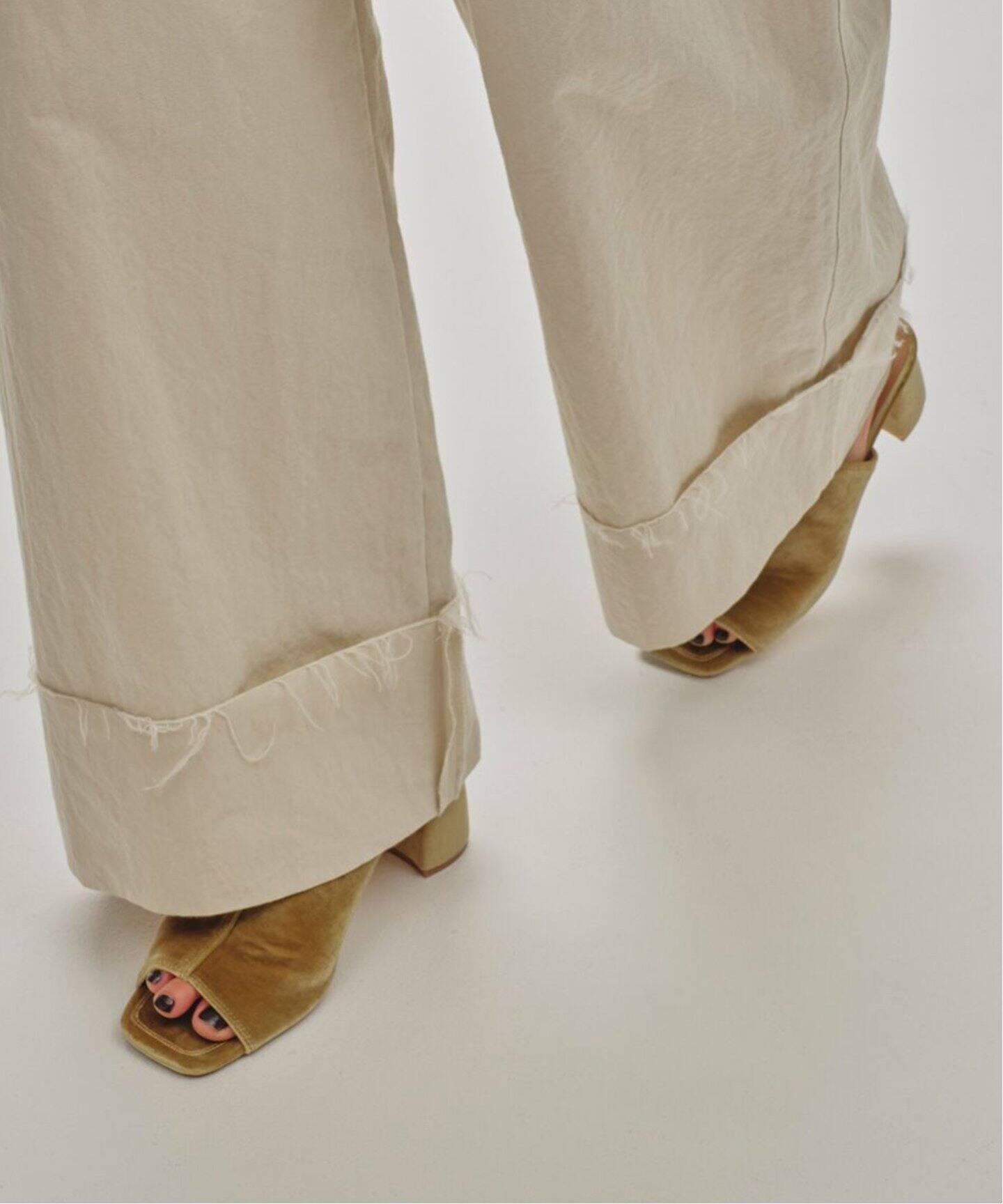 TODAYFUL Square Velour Sandals 12511002（サンダル）｜BOICE FROM 