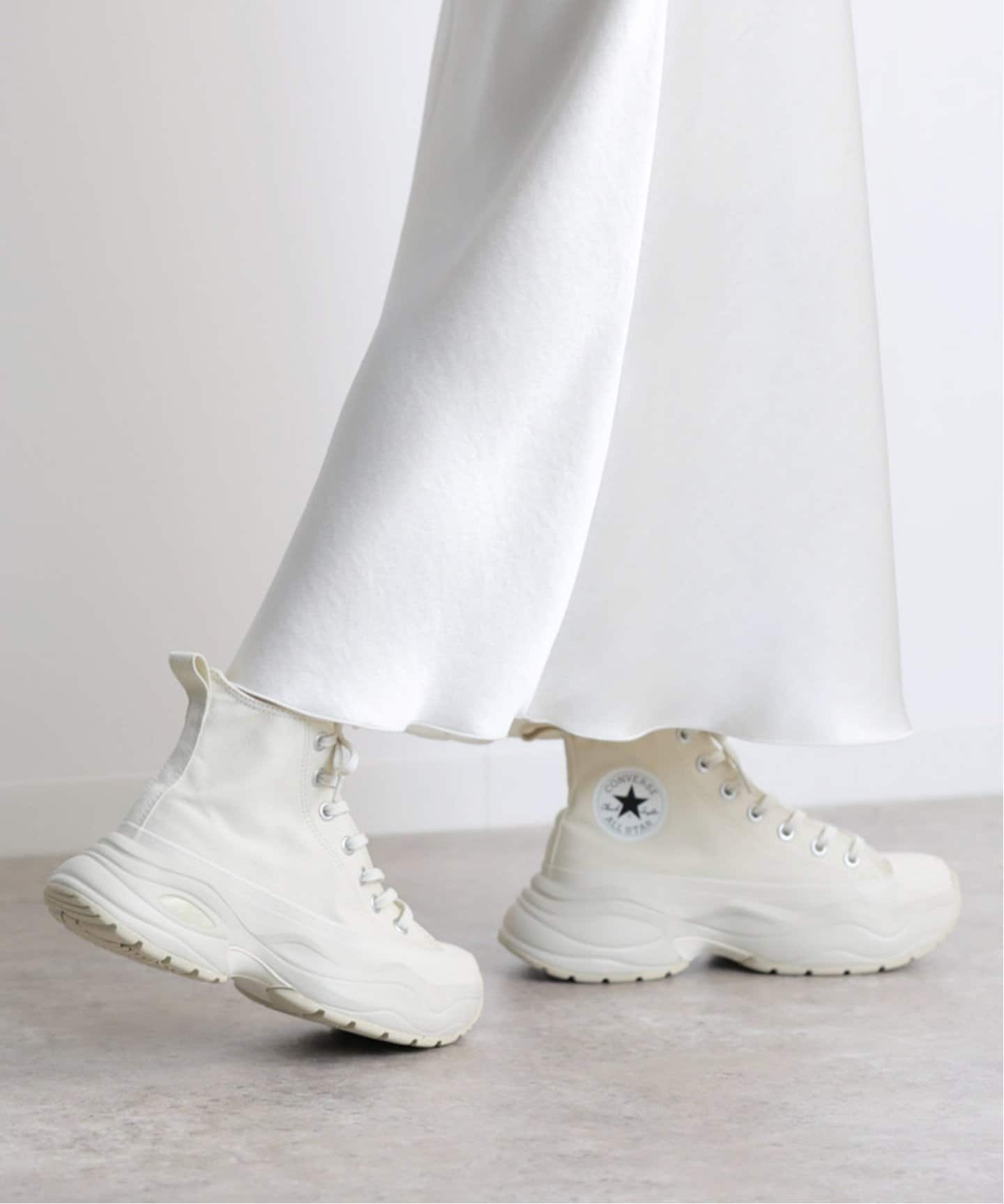 【CONVERSE】AS (R) SURGETRAINER HI BUTTER WHITE 国内発送 CONVERSE ALL STAR (R) SURGETRAINER HI（コンバース
