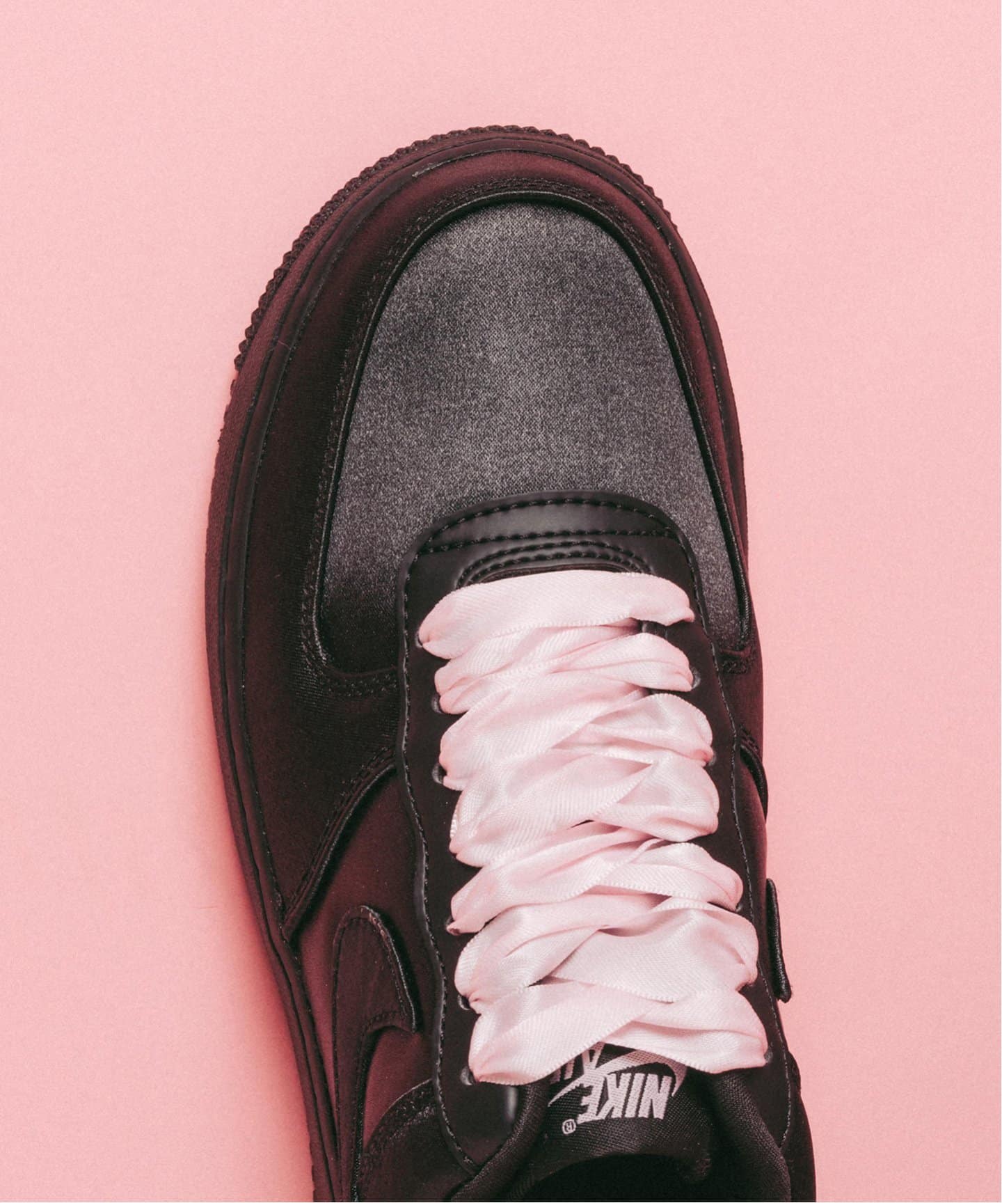 NIKE W AIR FORCE 1 07 LV8 TRK3 IH2034-010（スニーカー
