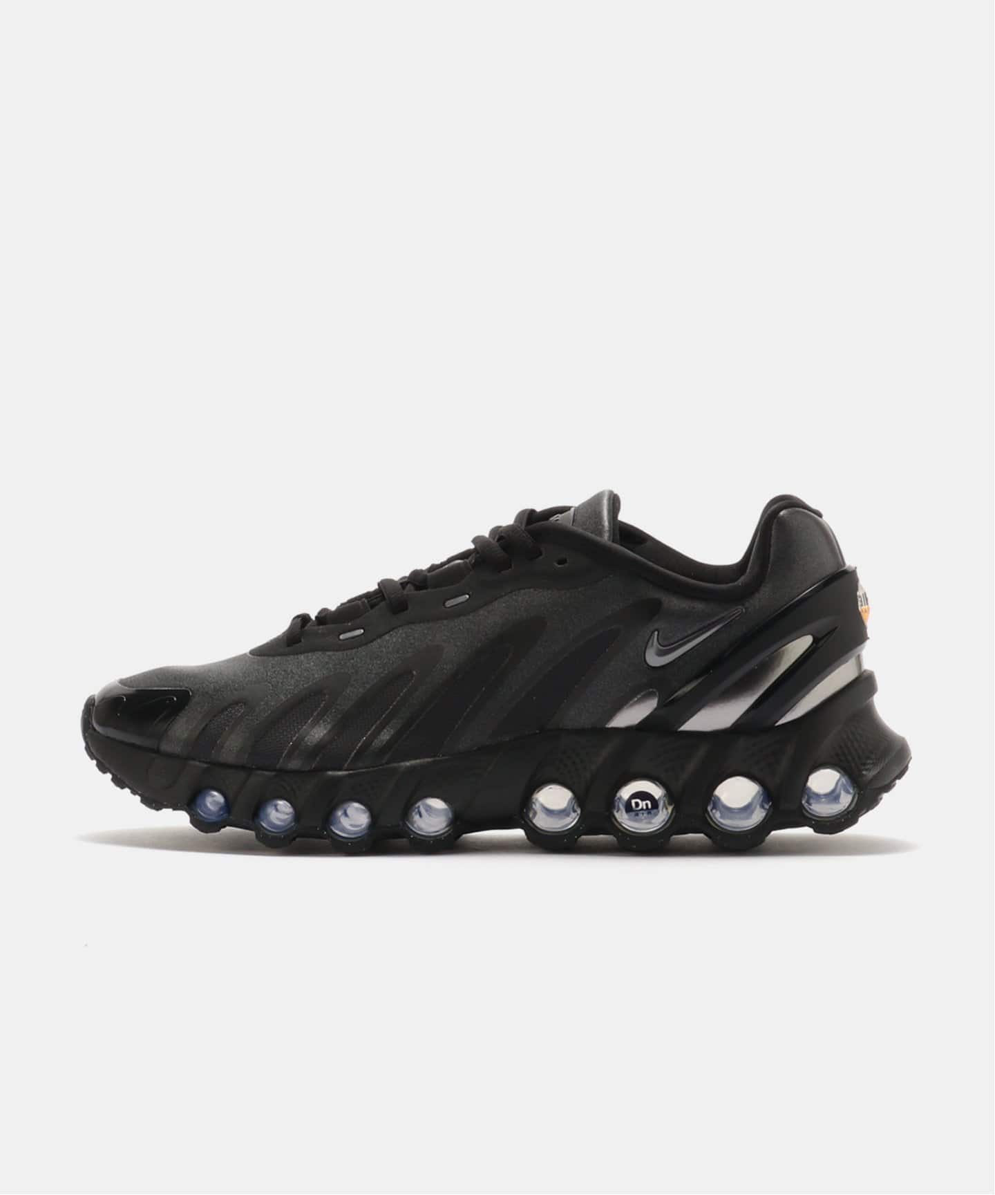 NIKE W AIR MAX DN8 HF5509-002（スニーカー）｜HERRINGBONE