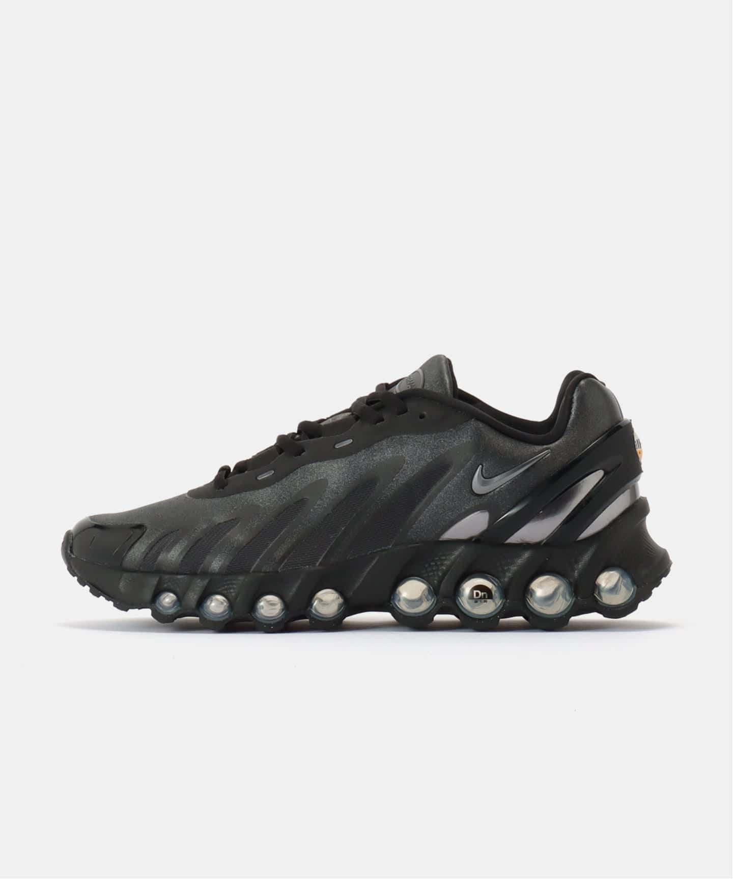 NIKE WMNS AIR MAX DN8 HF5509-002（スニーカー）｜HERRINGBONE