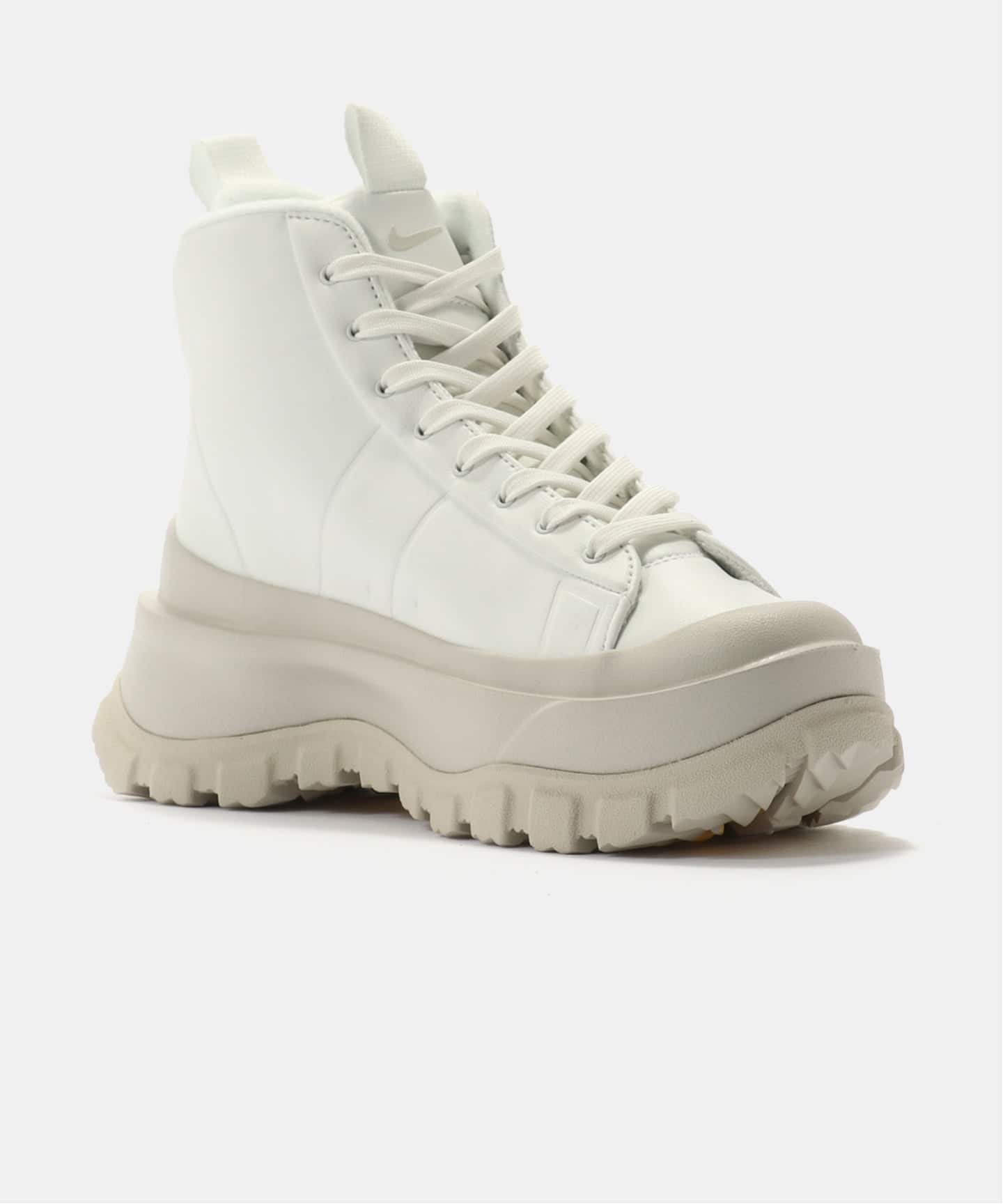 NIKE WMNS BLAZER ROAM MID FQ9065-100（スニーカー）｜HERRINGBONE