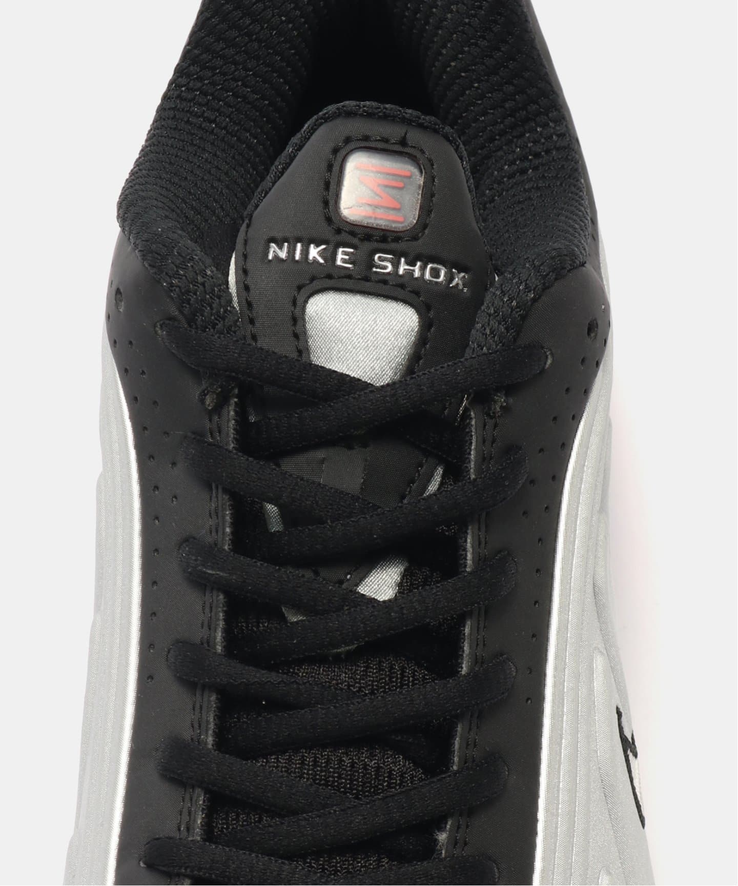 【Nike】送料/関税込 W SHOX R4 AR3565-011 NIKE W SHOX R4 AR3565-011（スニーカー）｜HERRINGBONE