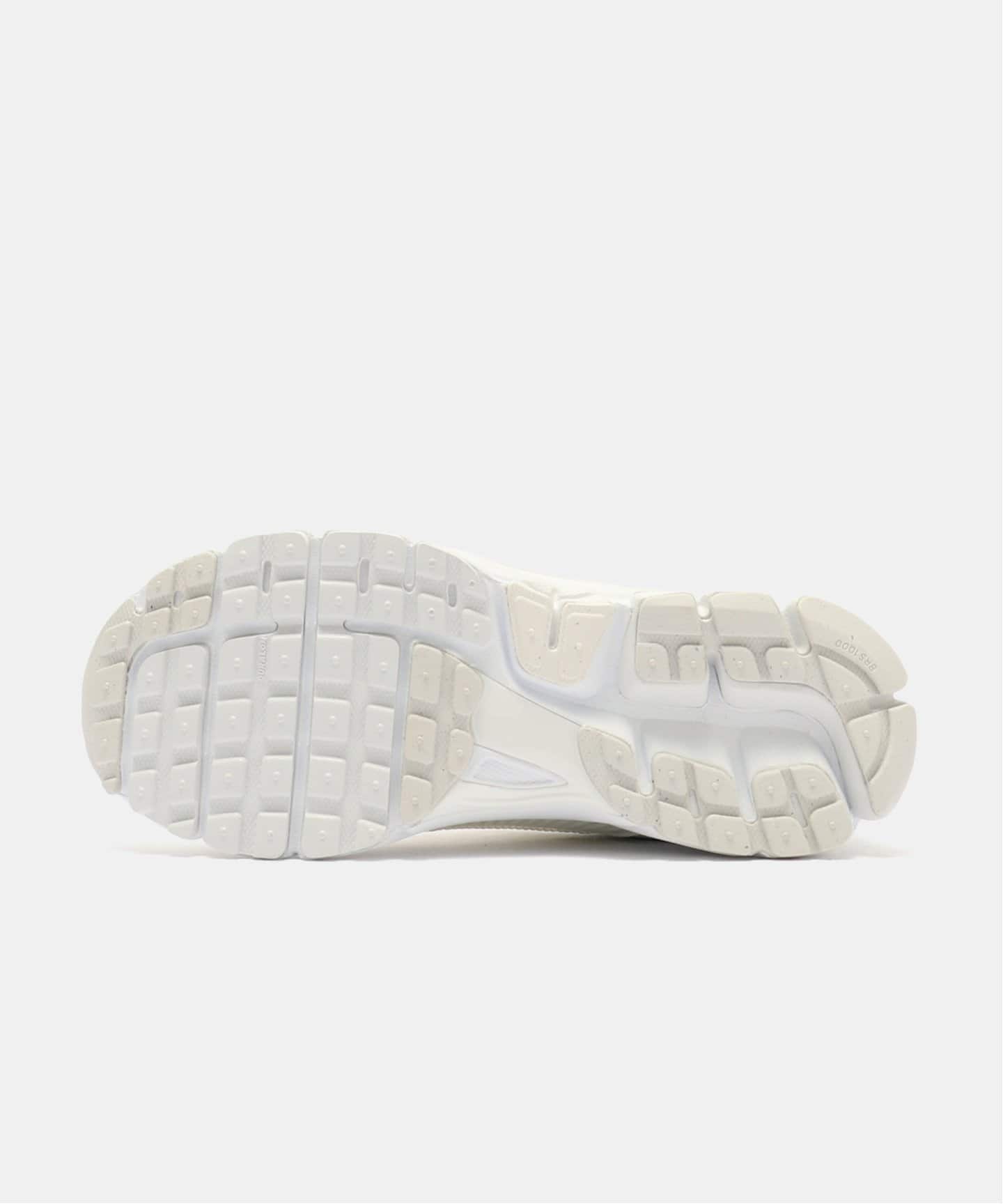NIKE W ZOOM VOMERO 5 SE IB4397-100（スニーカー）｜HERRINGBONE