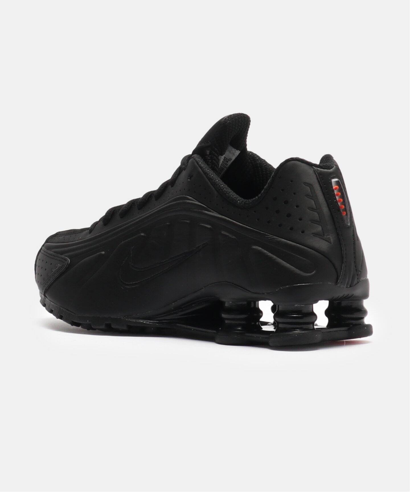 NIKE W NIKE SHOX R4 AR3565-004（スニーカー）｜HERRINGBONE 