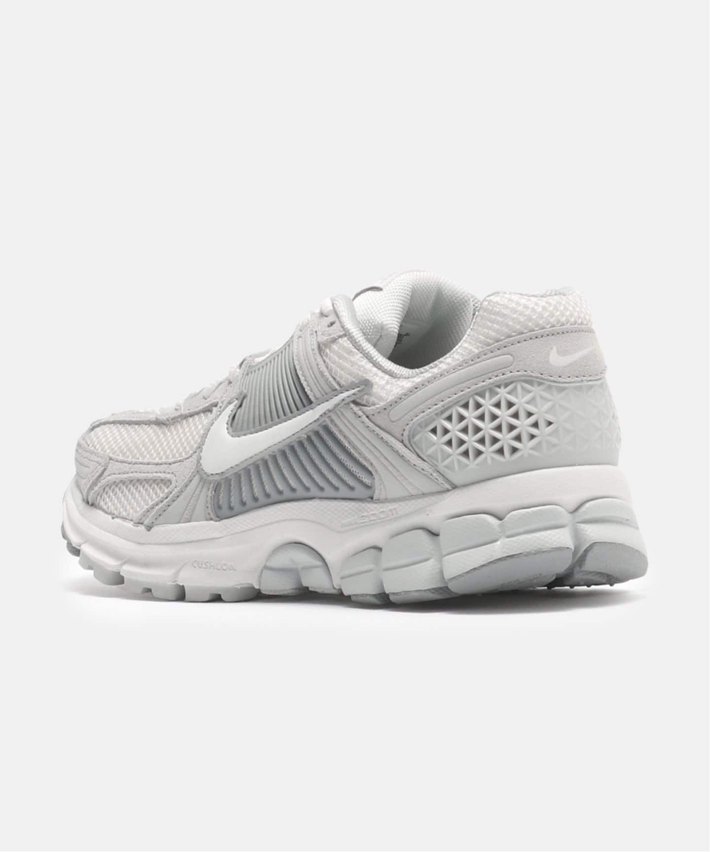 NIKE W NIKE ZOOM VOMERO 5 SDE HQ0458-001（スニーカー