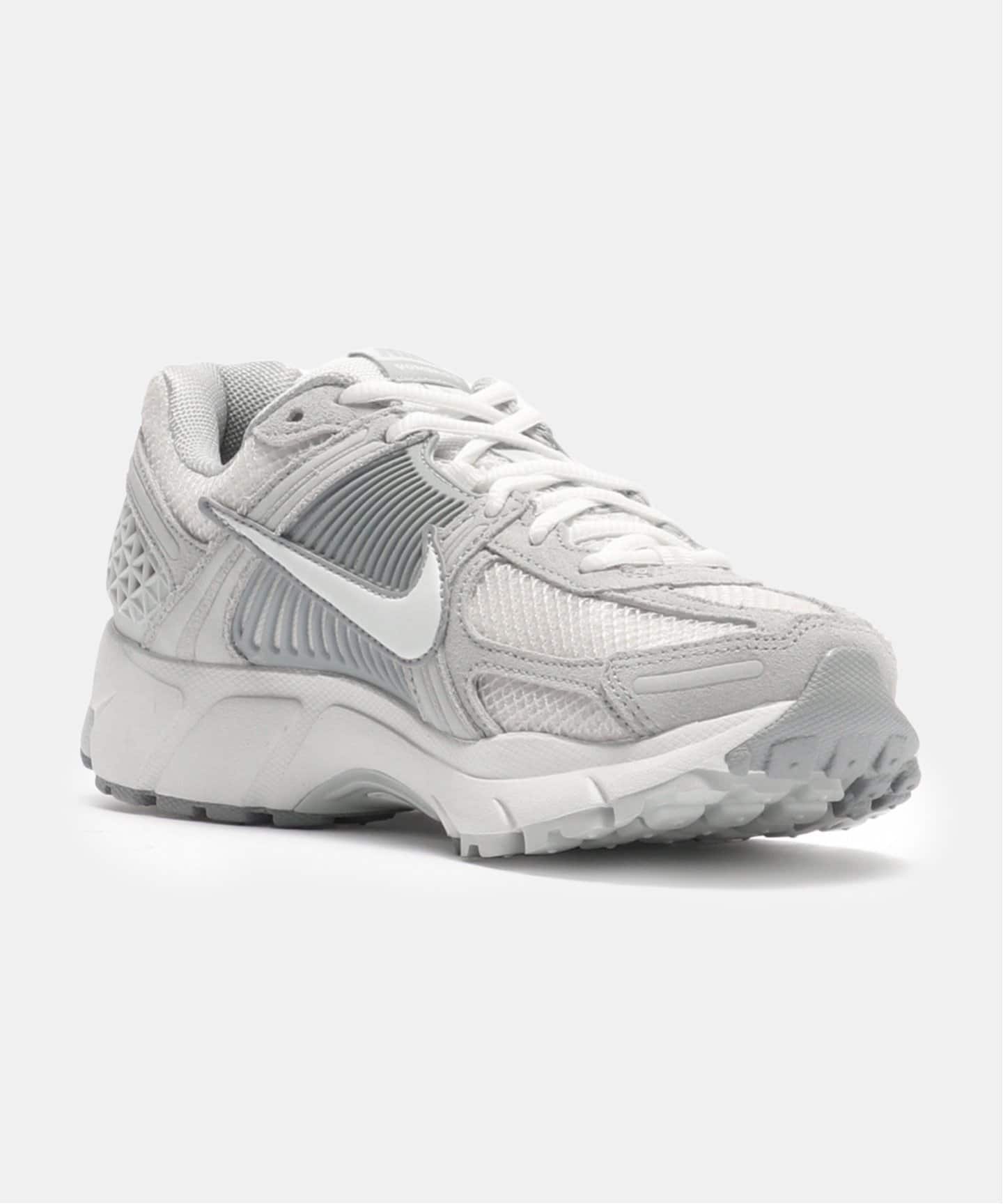 スニーカー NIKE W ZOOM VOMERO 5 HQ0458-001 W ZOOM VOMERO 5 HQ0458-001（スニーカー）｜NIKE（ナイキ）の